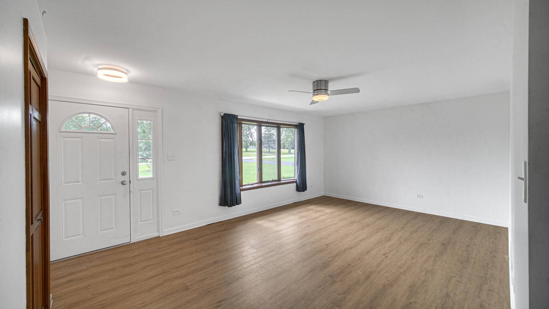 LivingRm2