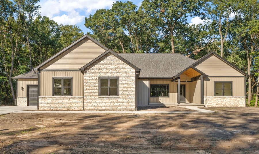 Property photo for 11822 Lilac Street, DeMotte, IN