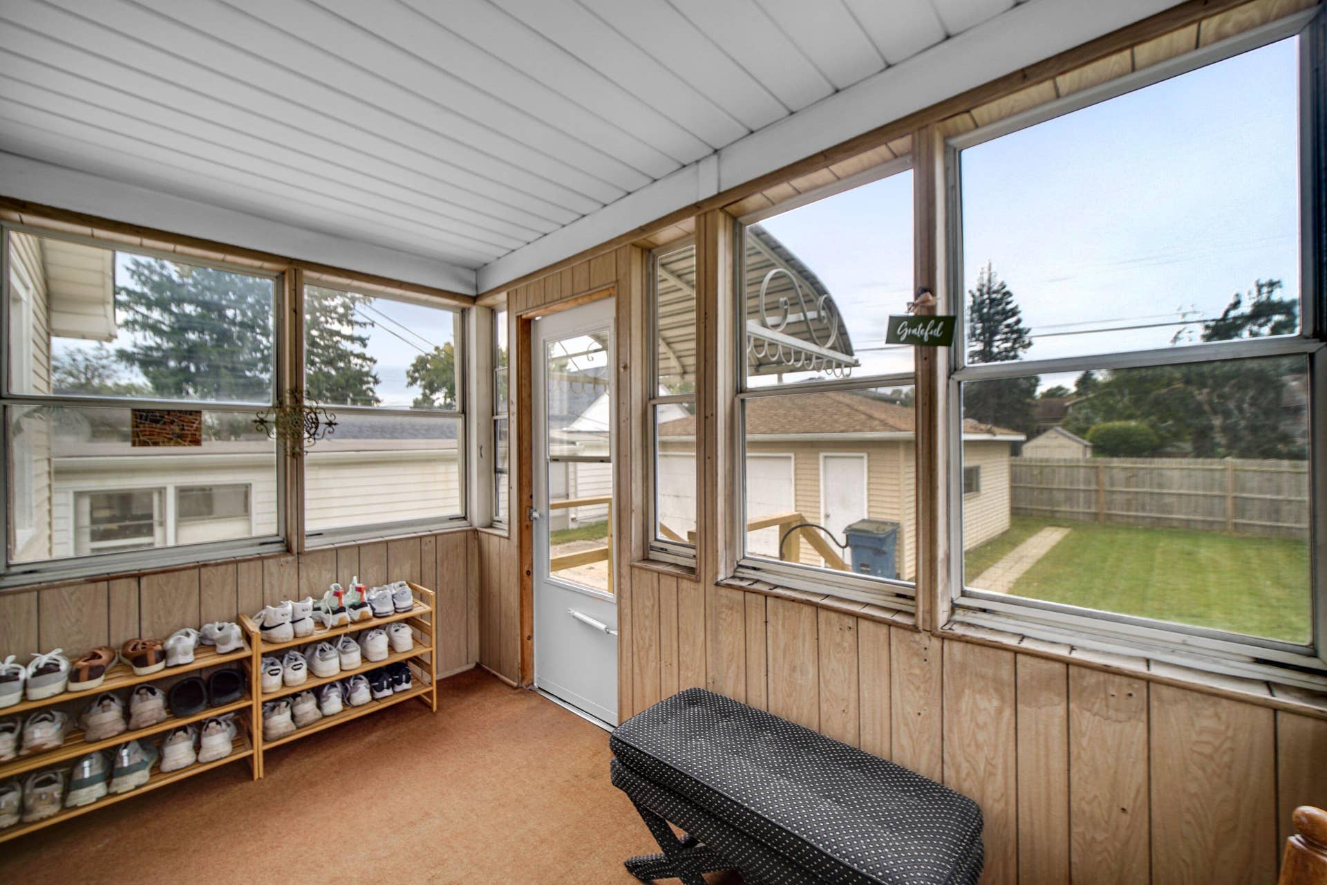 3446 Highway Avenue, Highland, IN 46322 -