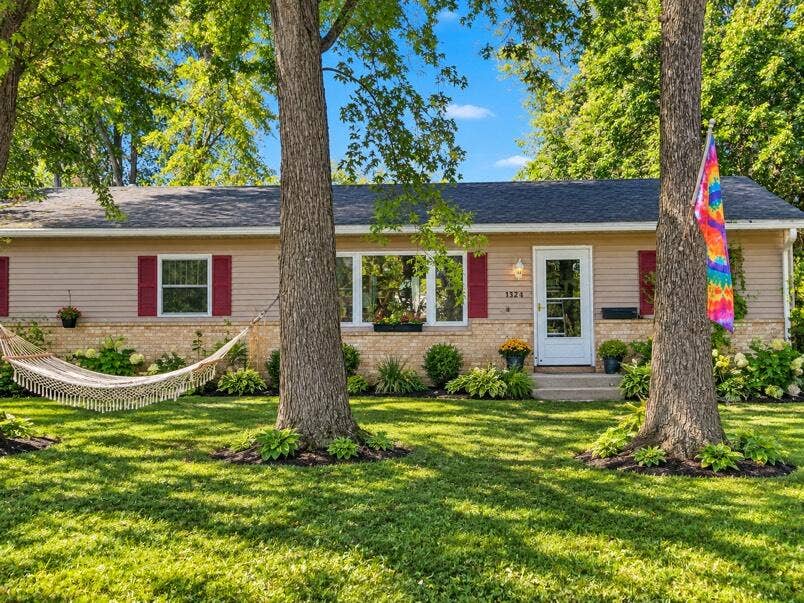 Property photo for 3326 N 1170, Thayer, IN