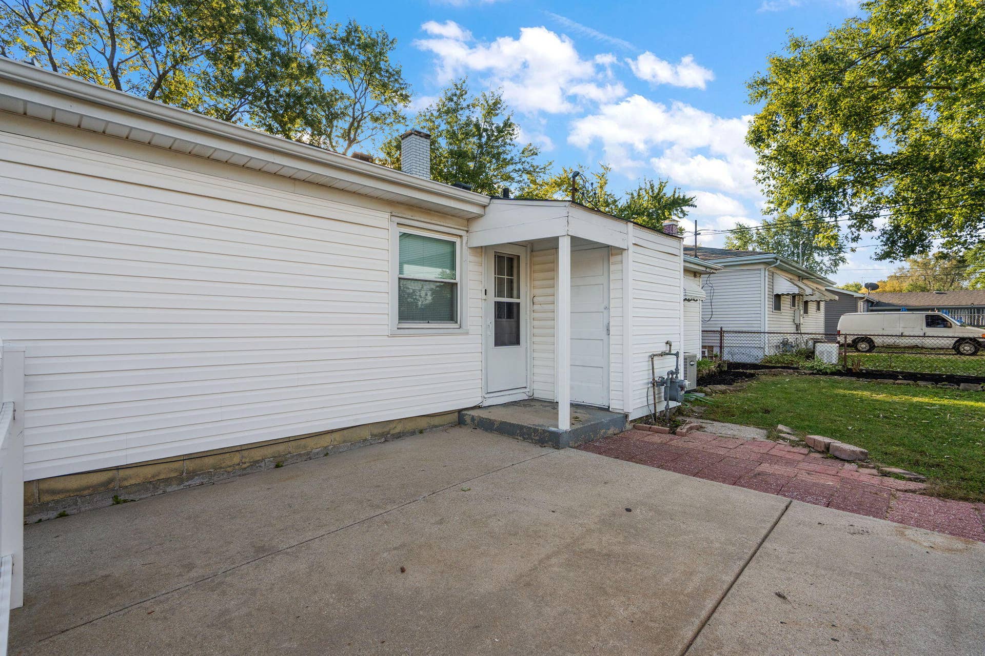 8208 Grace Place, Highland, IN 46322 19-web-or-mls-DSC00482
