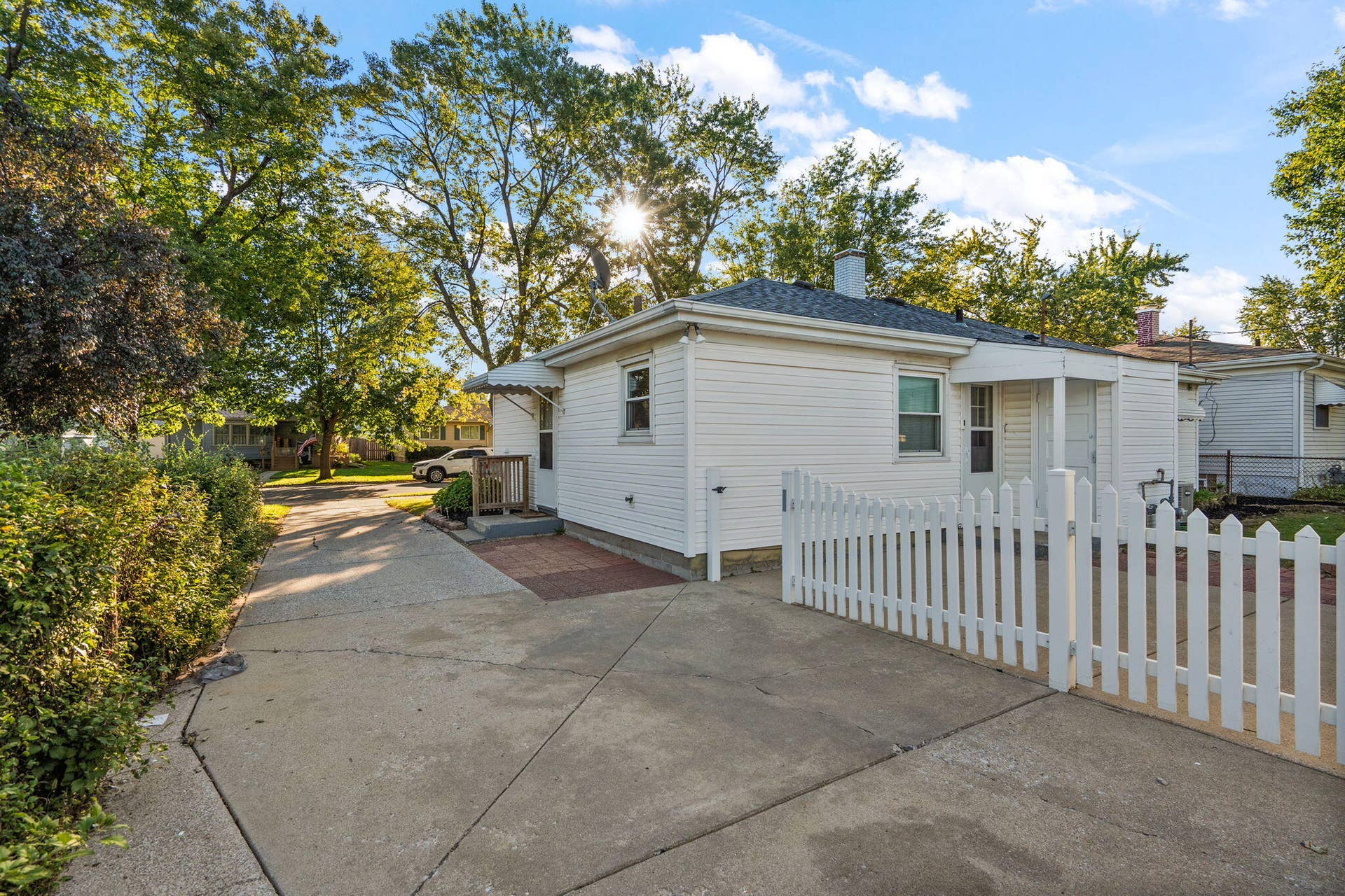 8208 Grace Place, Highland, IN 46322 18-web-or-mls-DSC00479