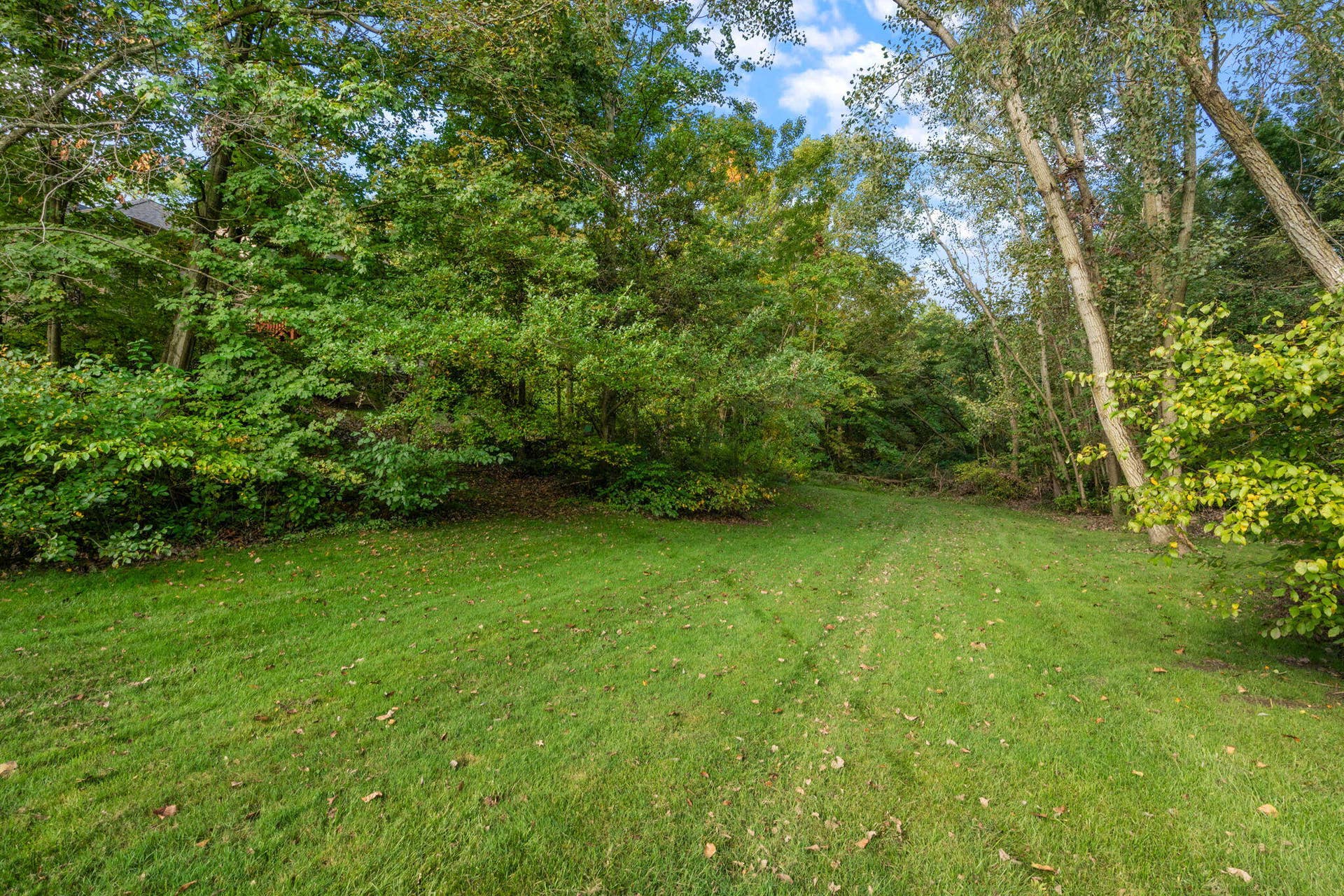 239 Crabapple Lane, Valparaiso, IN 46383 62-web-or-mls-DSC08924
