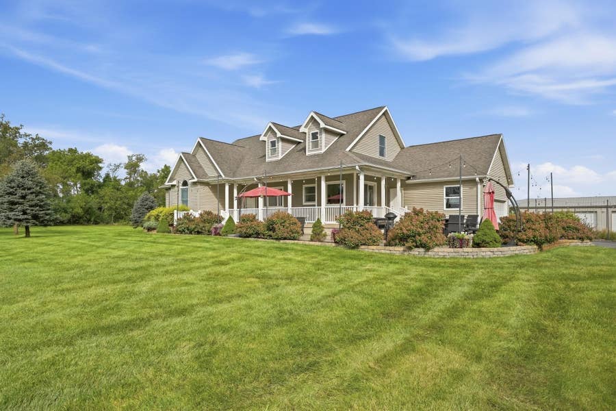 Property photo for 5932 N County Rd 1400, Wheatfield, IN