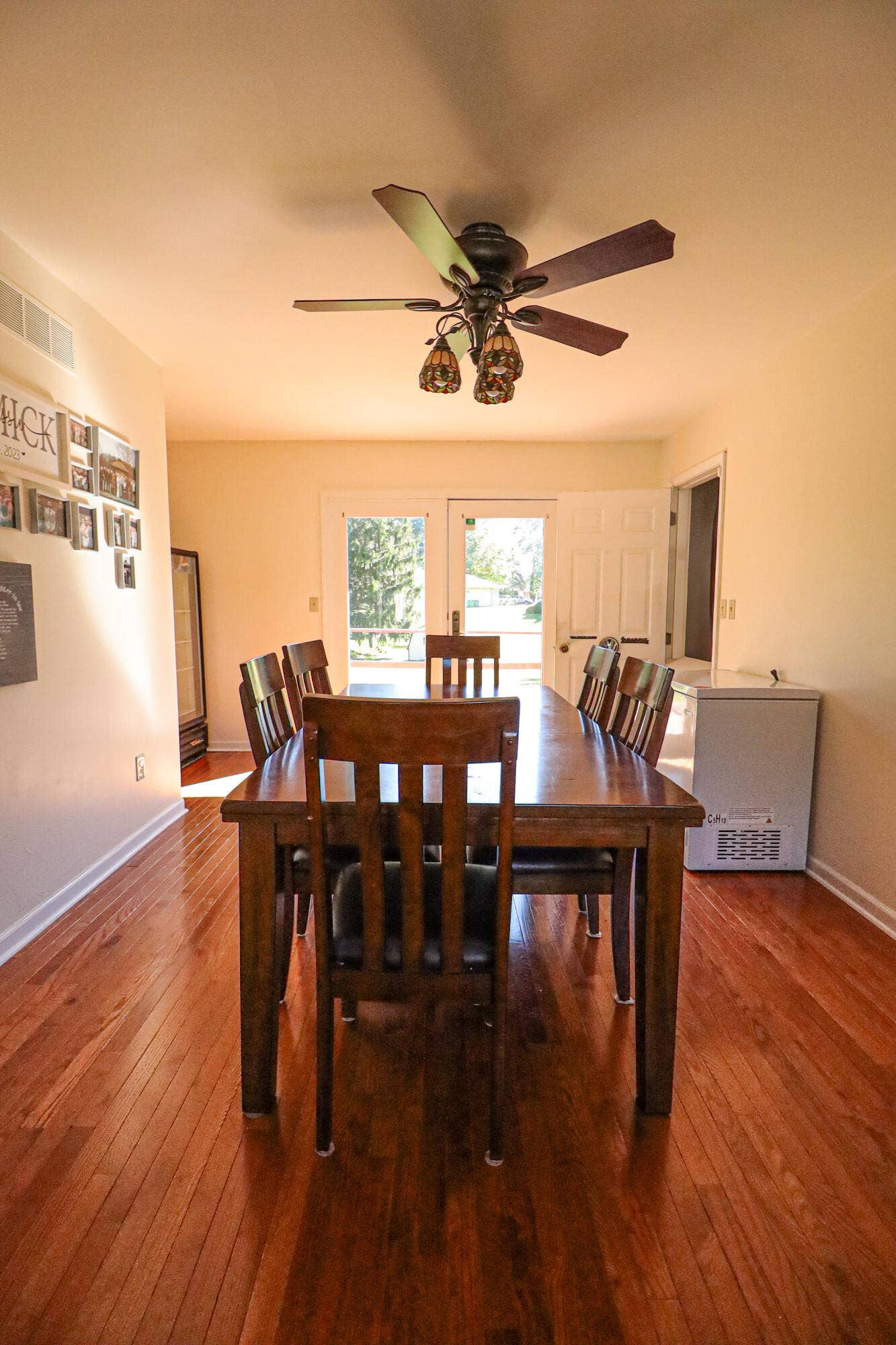 2408 Pepperidge Court, La Porte, IN 46350 0N8A4932