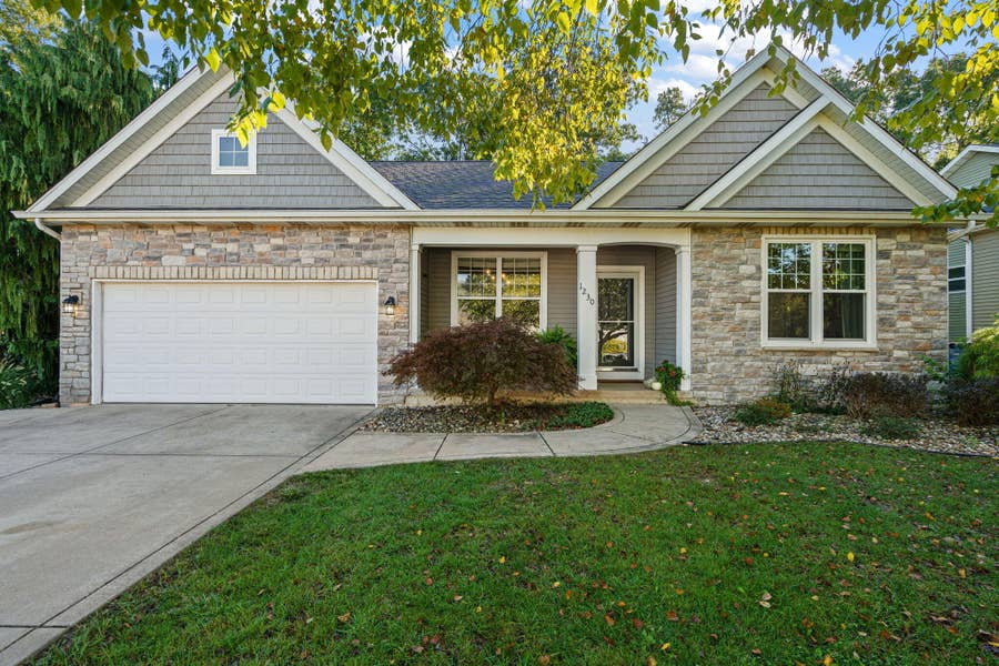 Property photo for 1230 Dune Meadows Drive, Porter, IN