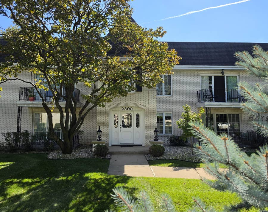 Property photo for 2300 Bordeaux Walk, #B2, Highland, IN