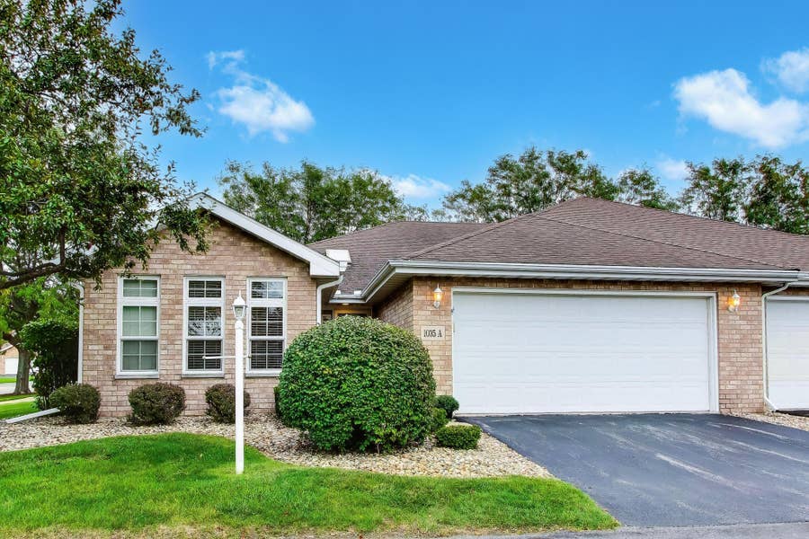 Property photo for 1035 Easy Street, #A, Crown Point, IN