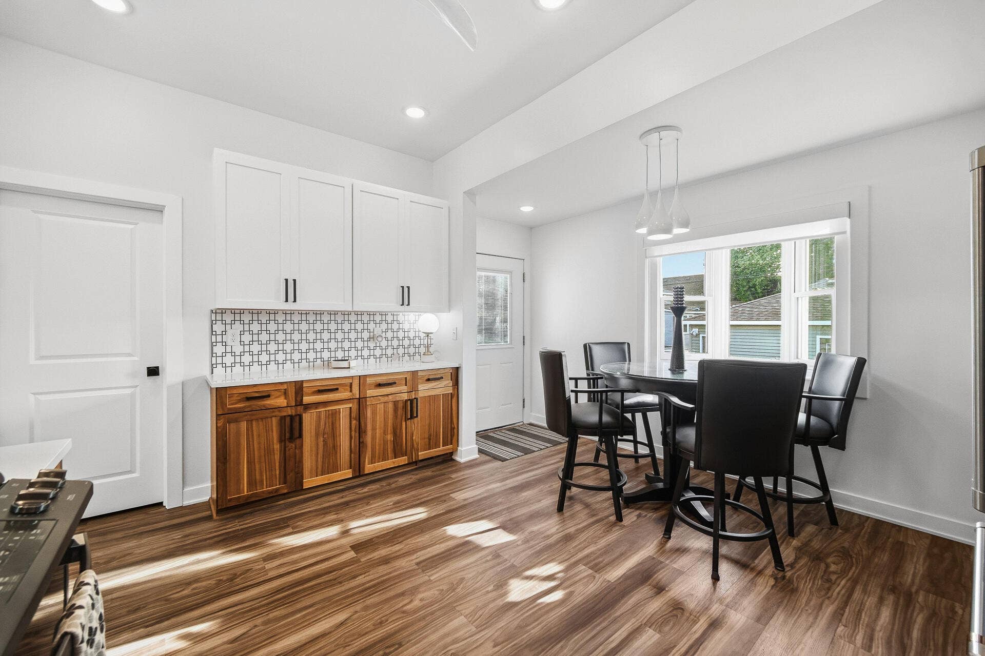 1654 Indianapolis Boulevard, Whiting, IN 46394 DSC09272