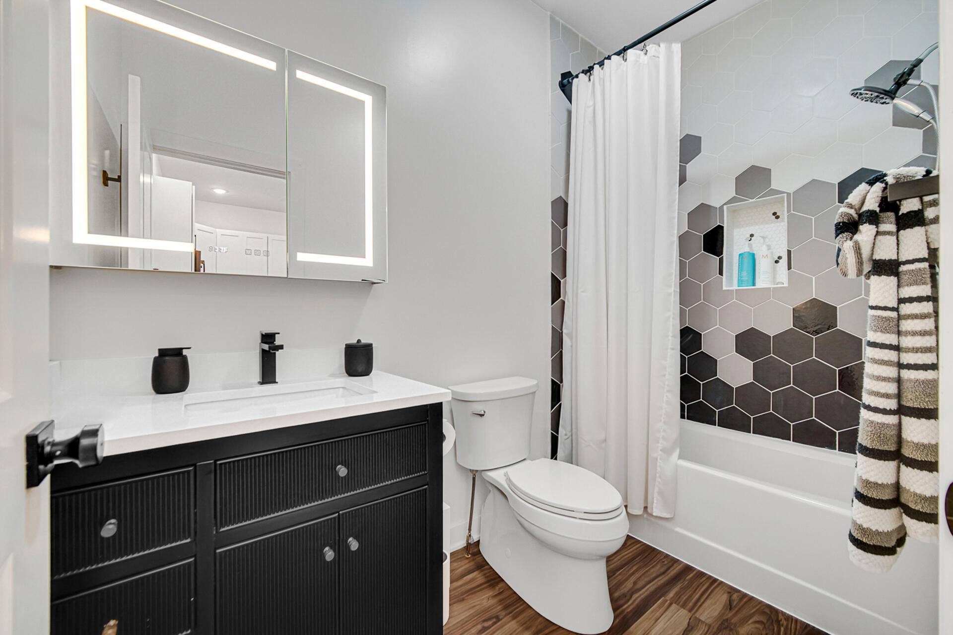 1654 Indianapolis Boulevard, Whiting, IN 46394 DSC09209
