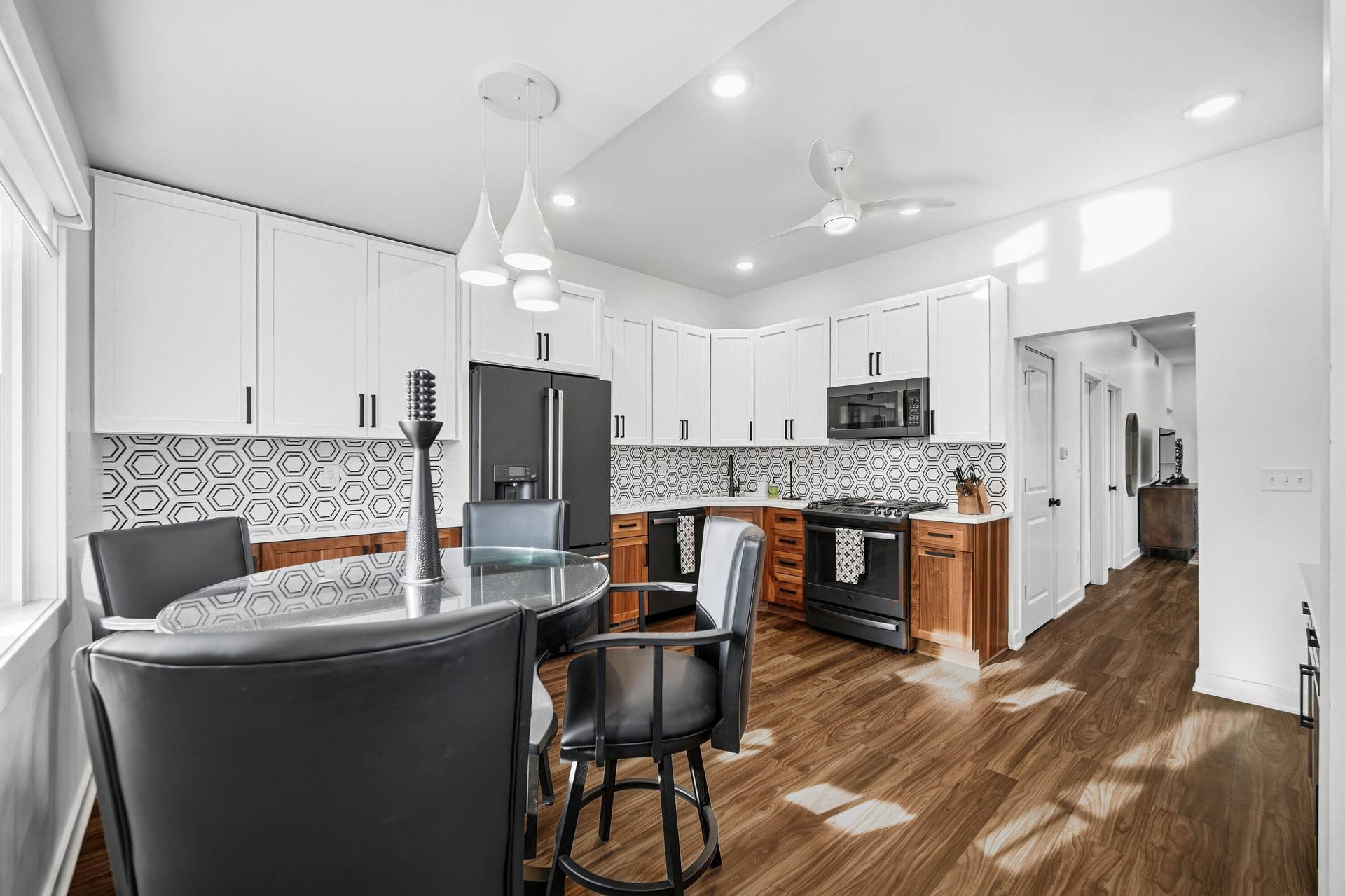1654 Indianapolis Boulevard, Whiting, IN 46394 DSC09252