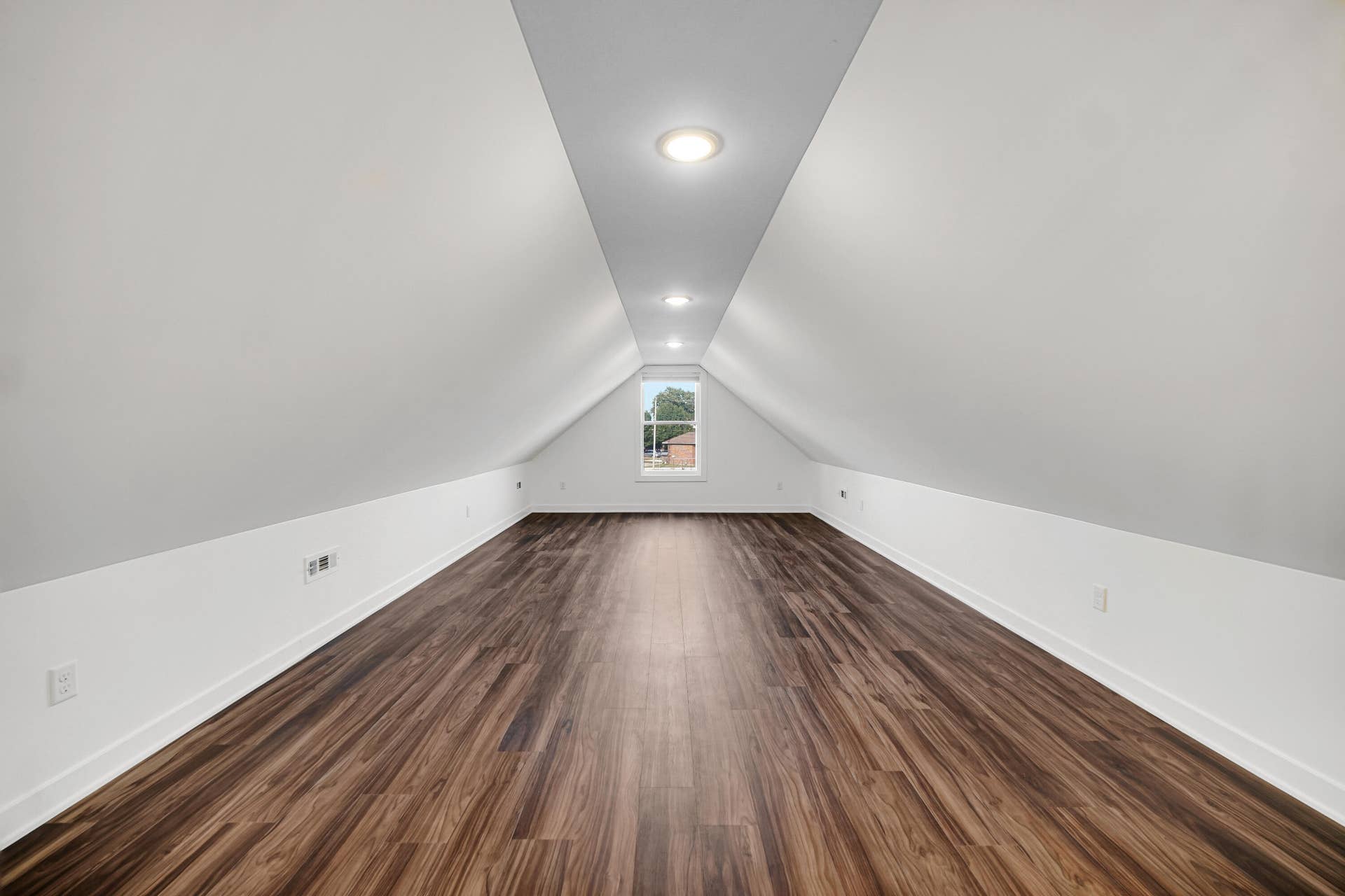 1654 Indianapolis Boulevard, Whiting, IN 46394 DSC09374