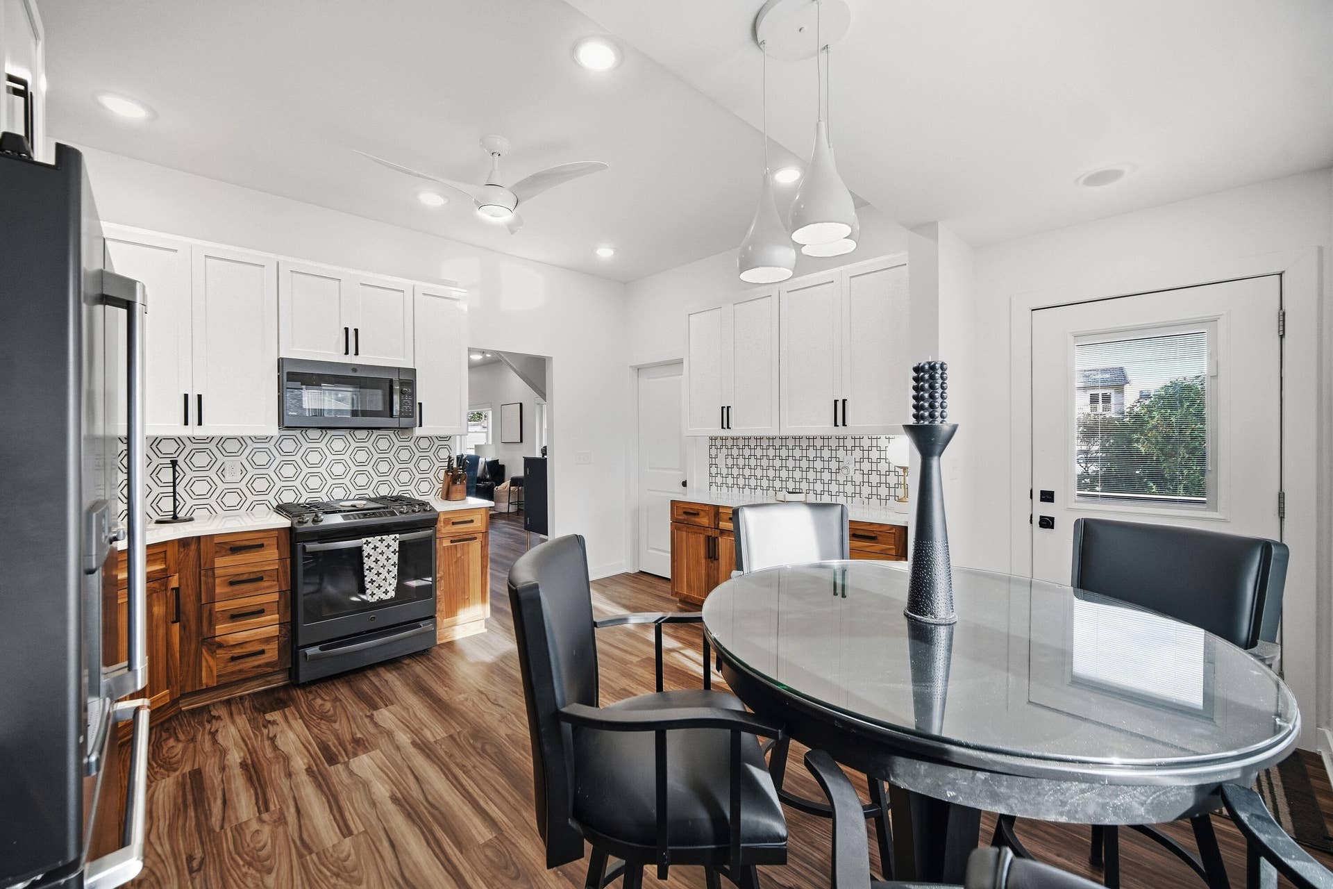 1654 Indianapolis Boulevard, Whiting, IN 46394 DSC09277