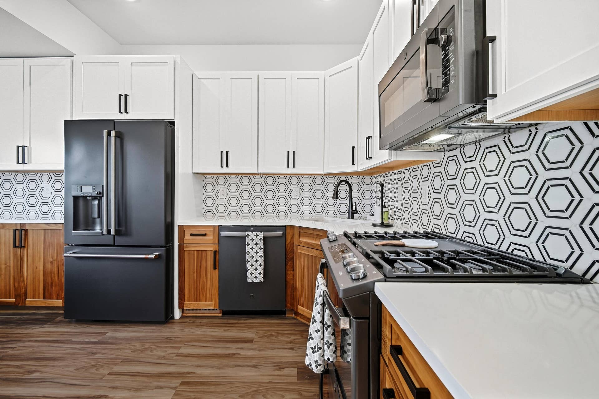 1654 Indianapolis Boulevard, Whiting, IN 46394 DSC09312