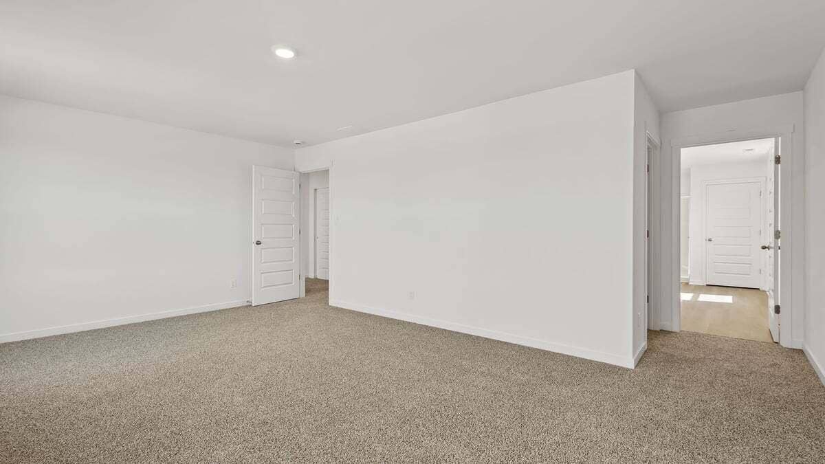 7239W107thWebInt-5