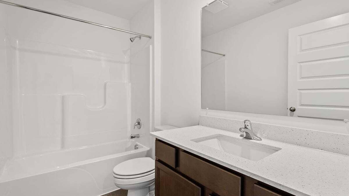 7239W107thWebInt-3