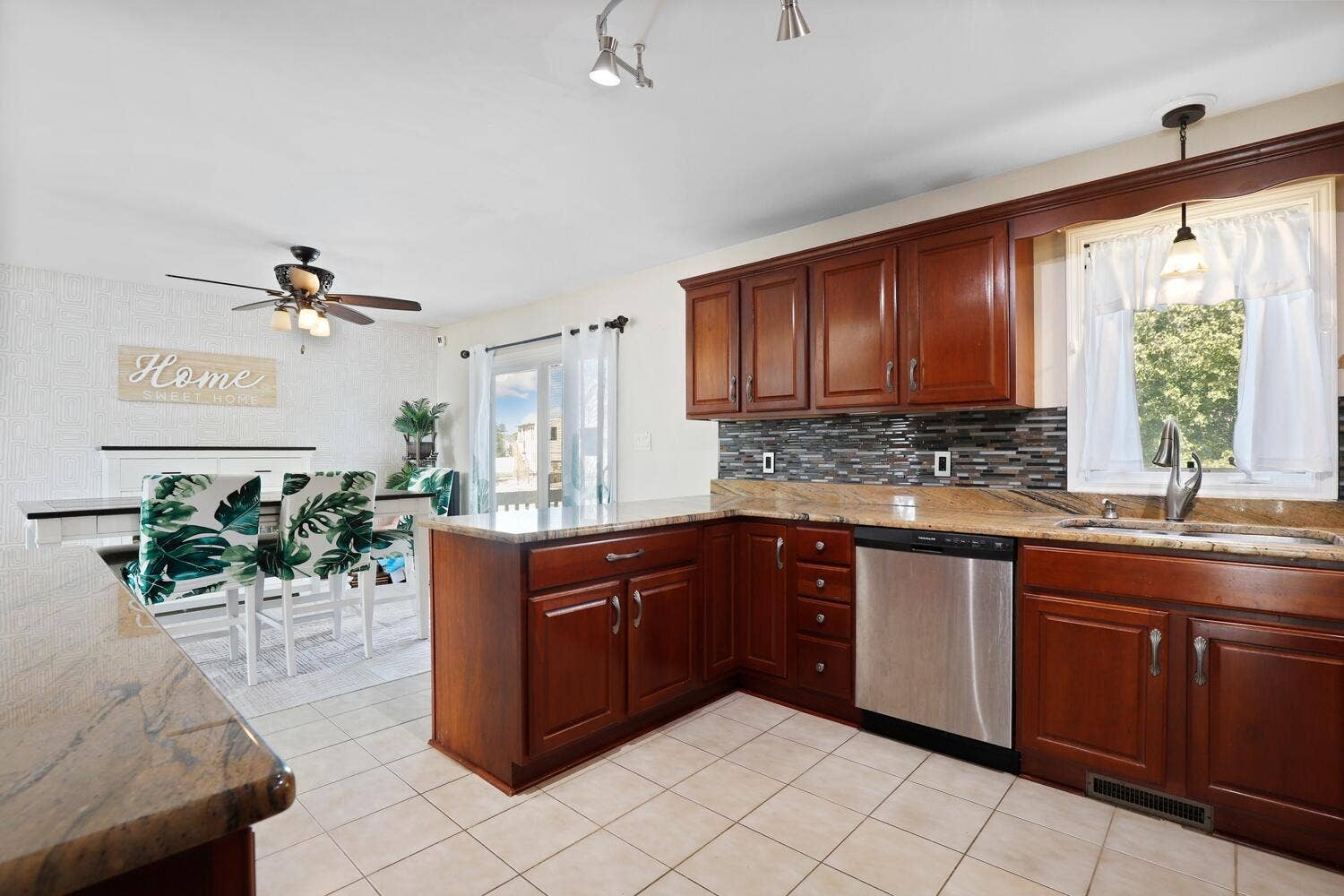 7910 92nd Avenue, Crown Point, IN 46307 07