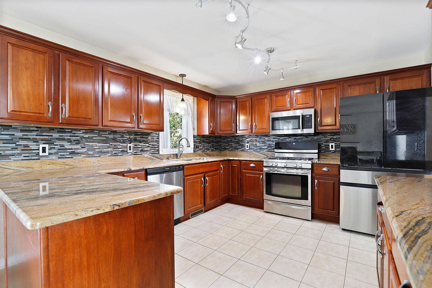 7910 92nd Avenue, Crown Point, IN 46307 05