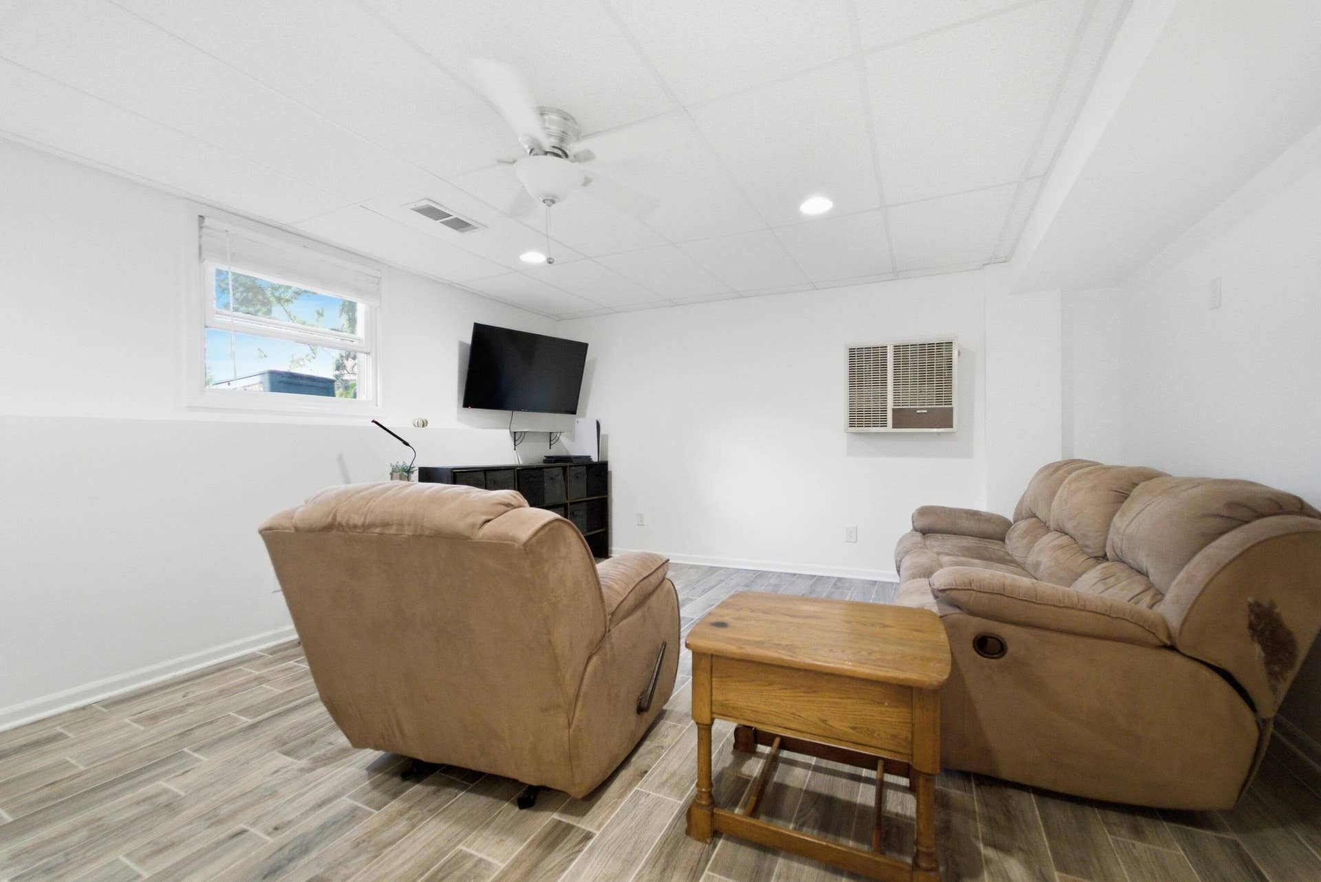 3542 Hampden Road, Michigan City, IN 46360 Bonus Room - Lower Level