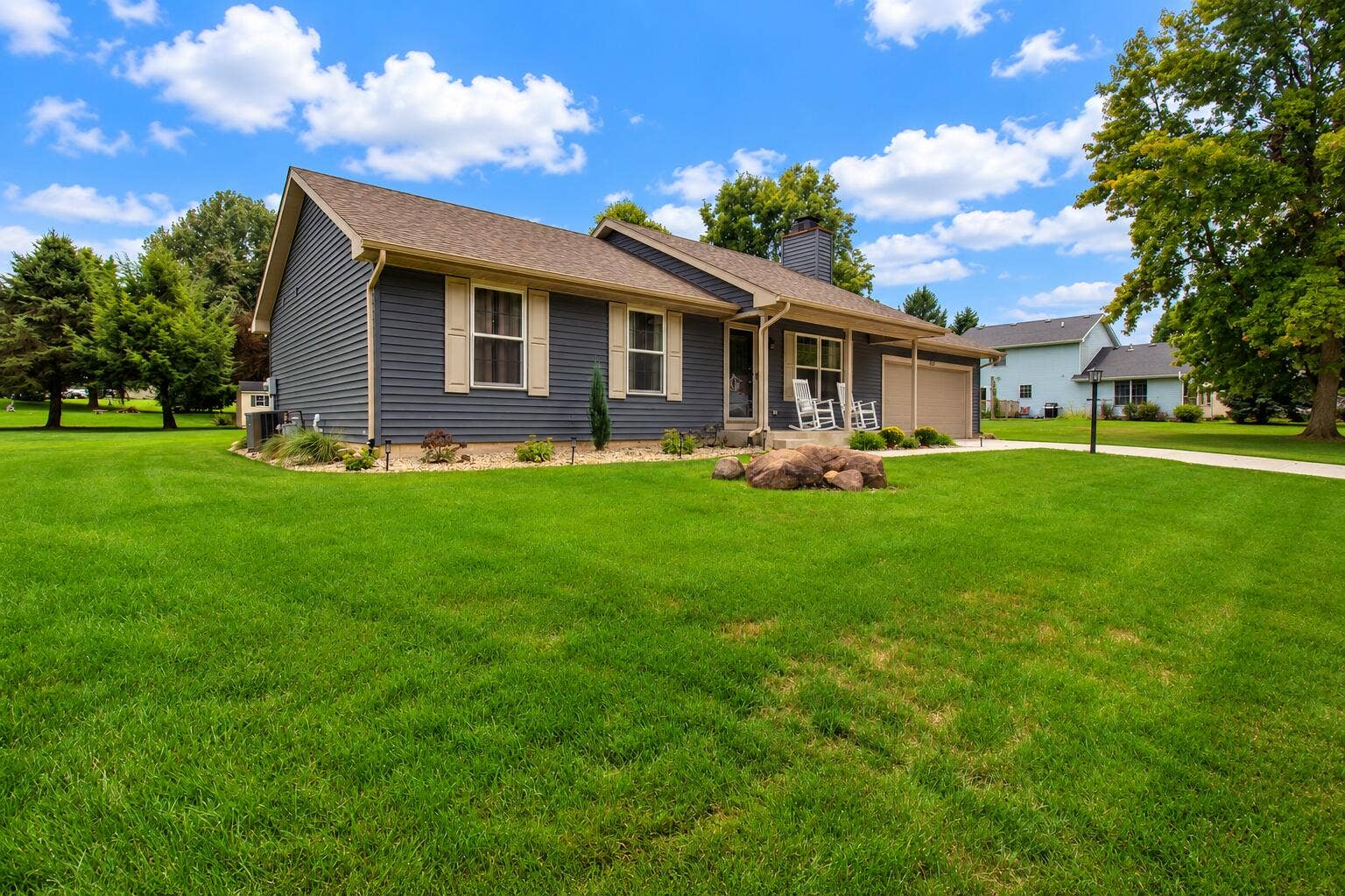 33724 Woodmont Ridge Drive, New Carlisle, IN 46552 33724woodmont2
