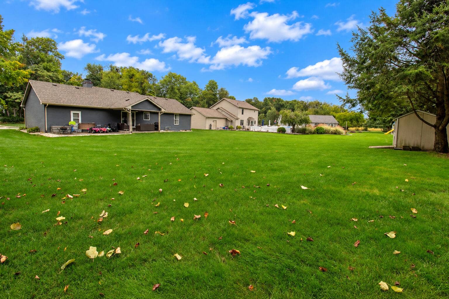 33724 Woodmont Ridge Drive, New Carlisle, IN 46552 33724woodmont33