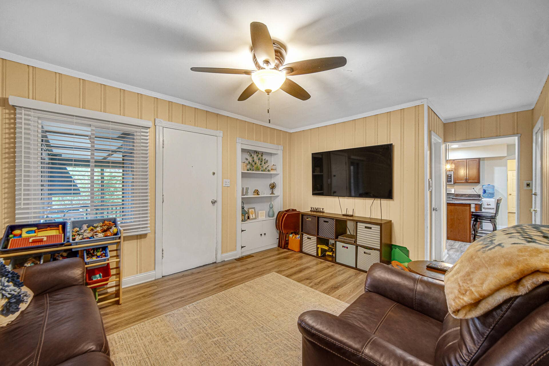 1856 River Drive, Munster, IN 46321 DSC02225