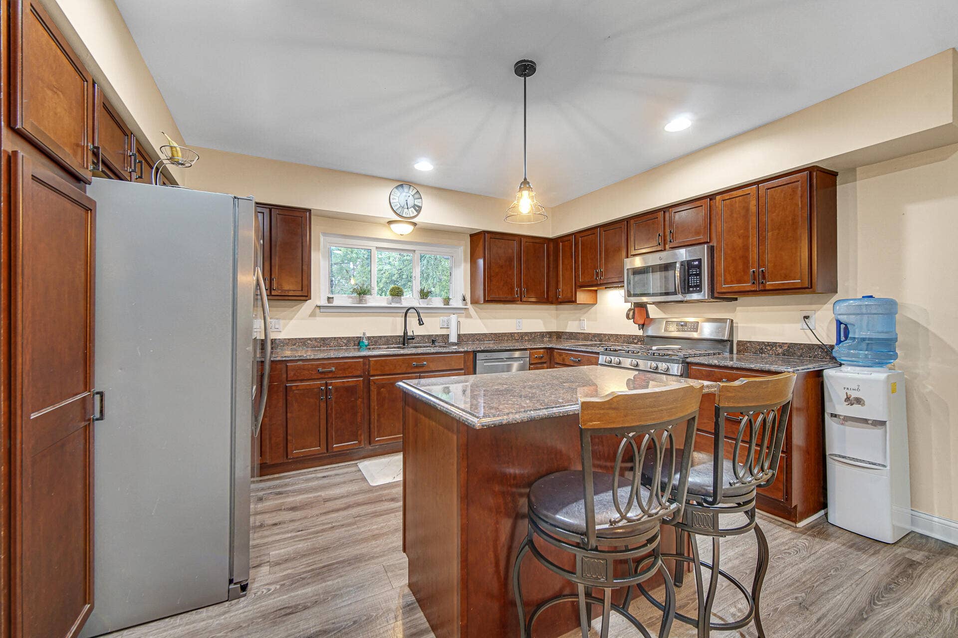 1856 River Drive, Munster, IN 46321 DSC02190