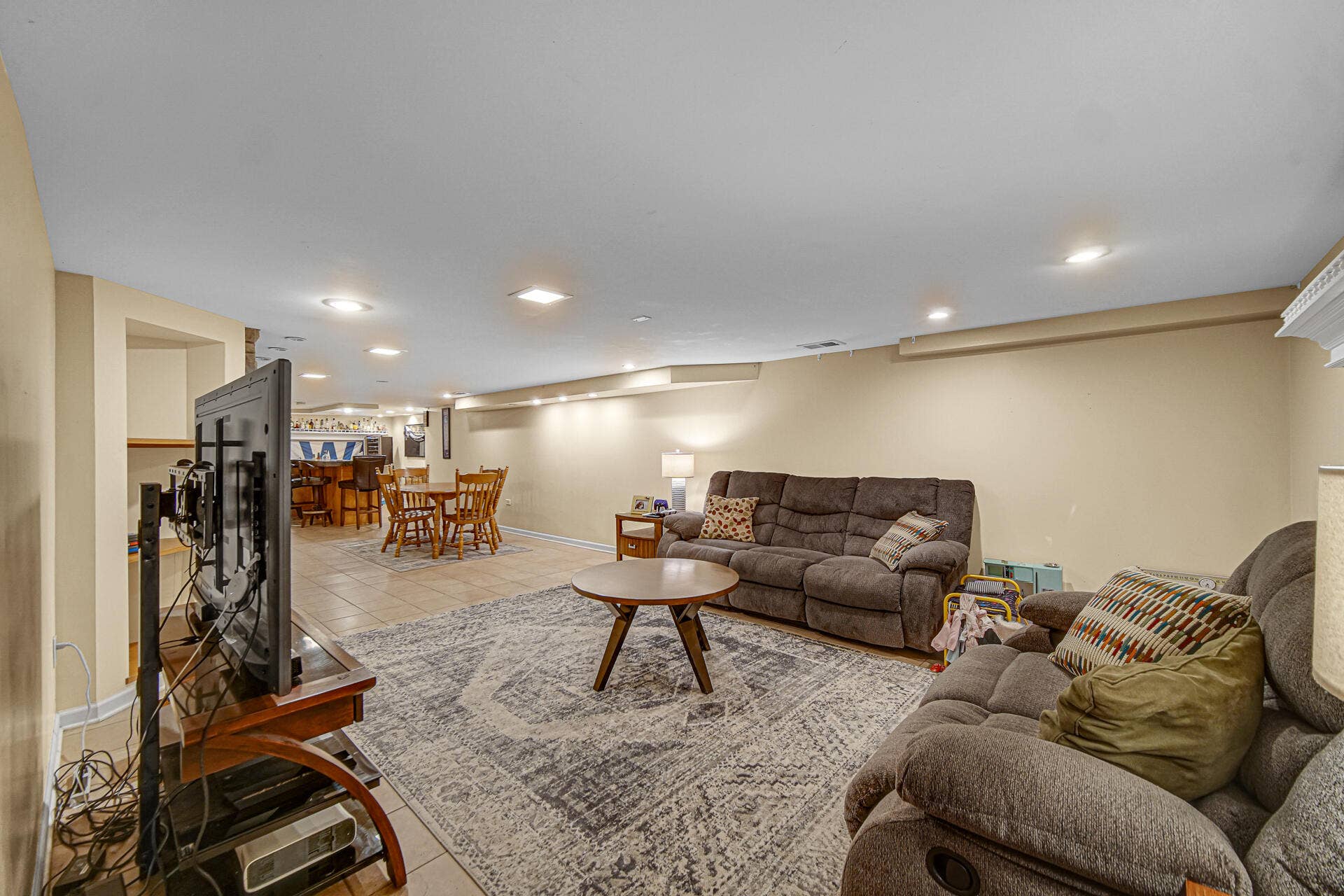 1856 River Drive, Munster, IN 46321 DSC02250