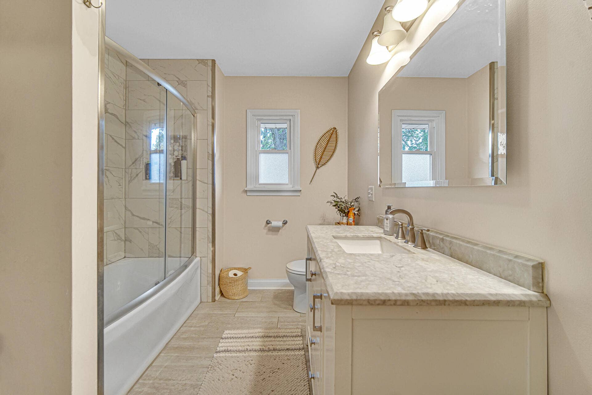 1856 River Drive, Munster, IN 46321 DSC02115