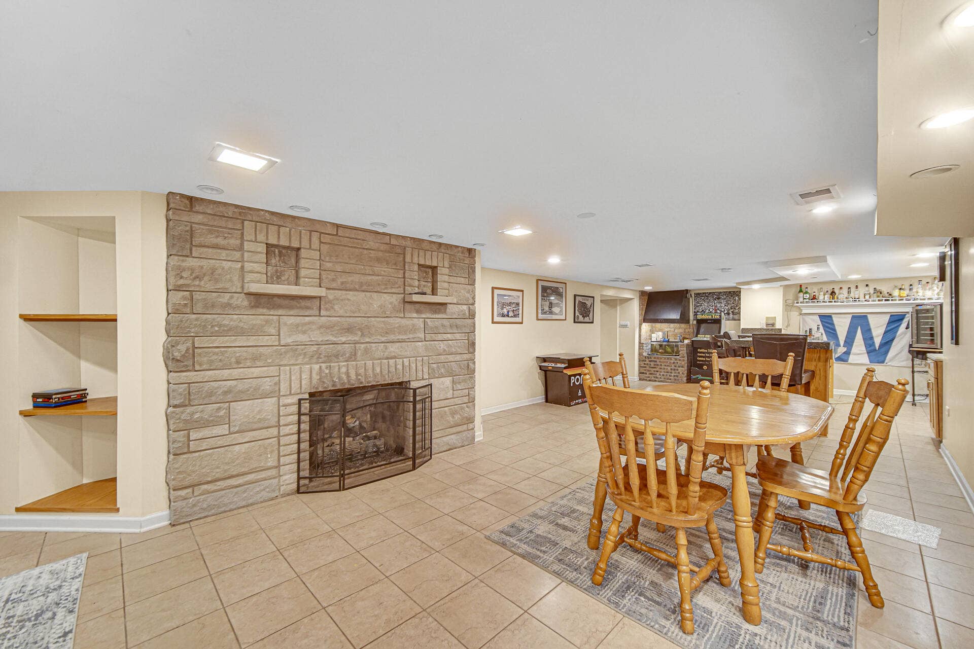 1856 River Drive, Munster, IN 46321 DSC02284