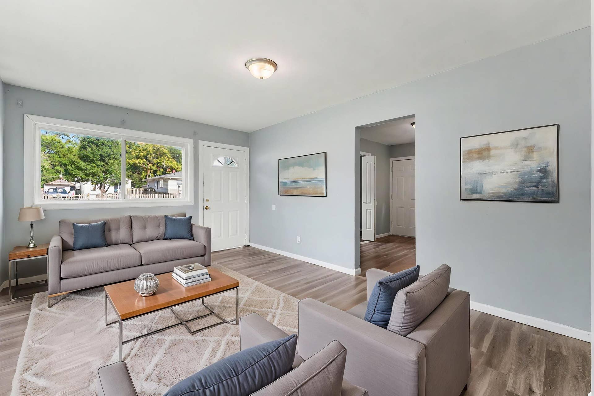 7432 Beech Avenue, Hammond, IN 46324 005_file_5379 - Living Room - Modern - 6