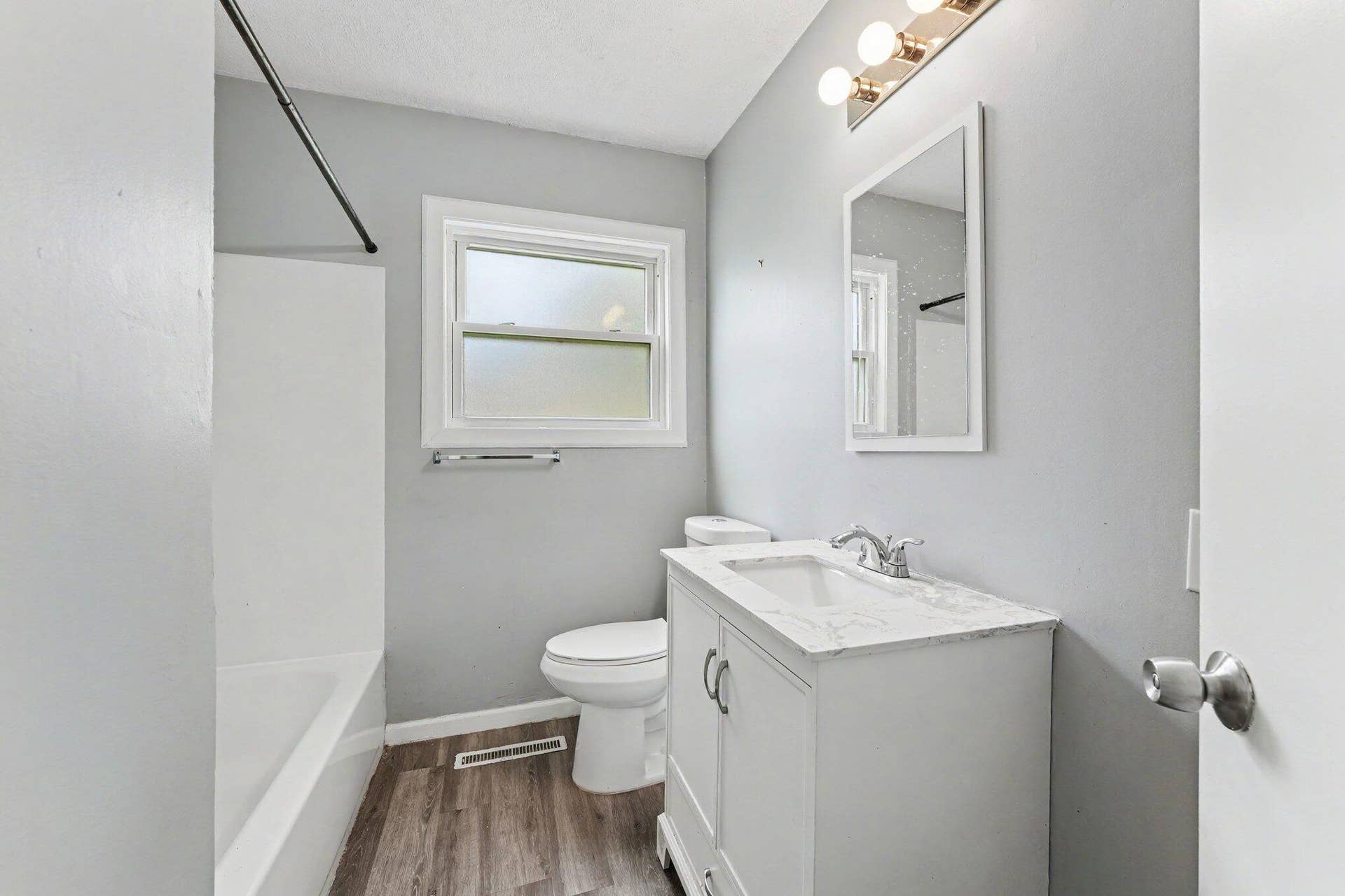 7432 Beech Avenue, Hammond, IN 46324 020_file_2844