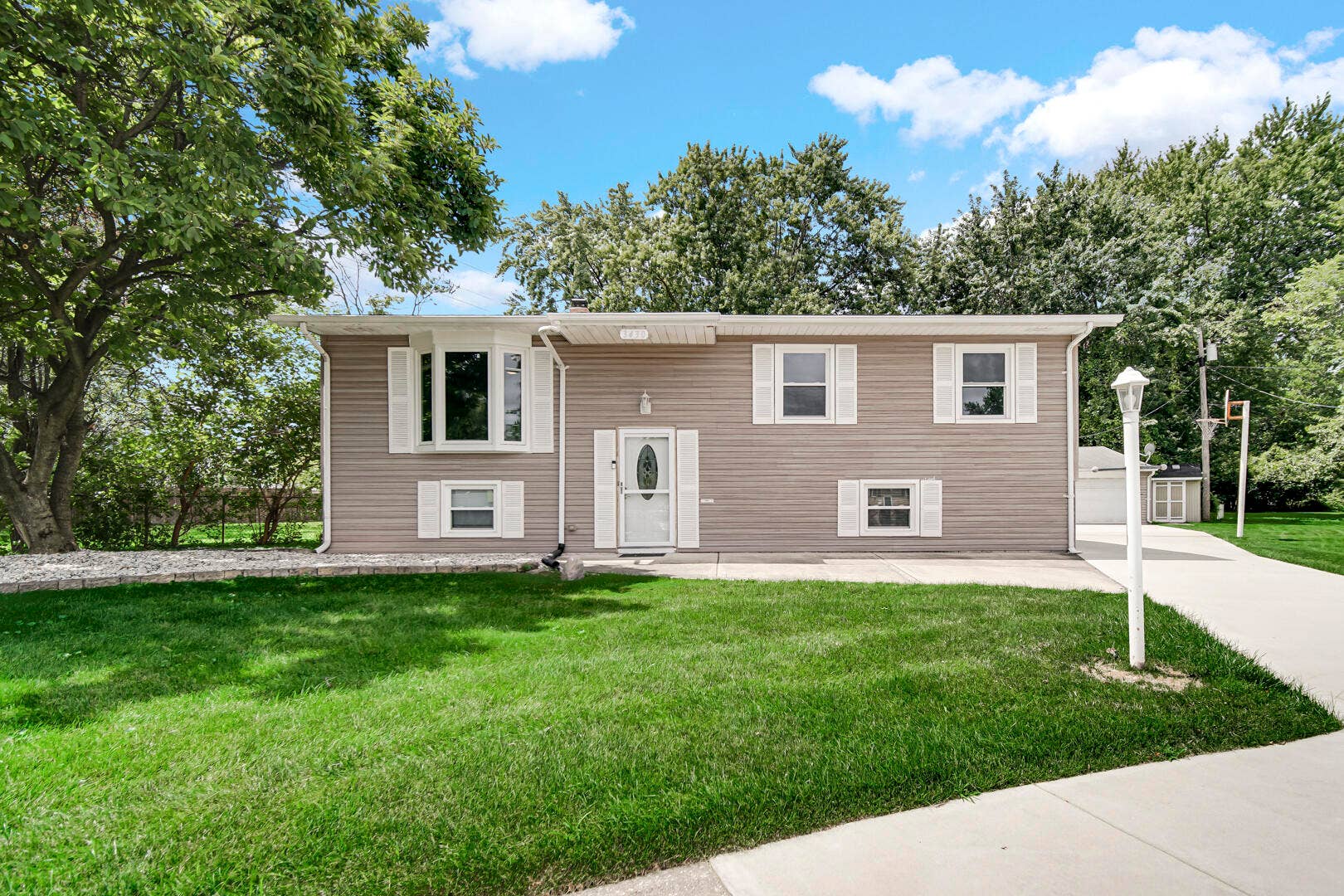 3430 Norman Place, Highland, IN 46322 Front