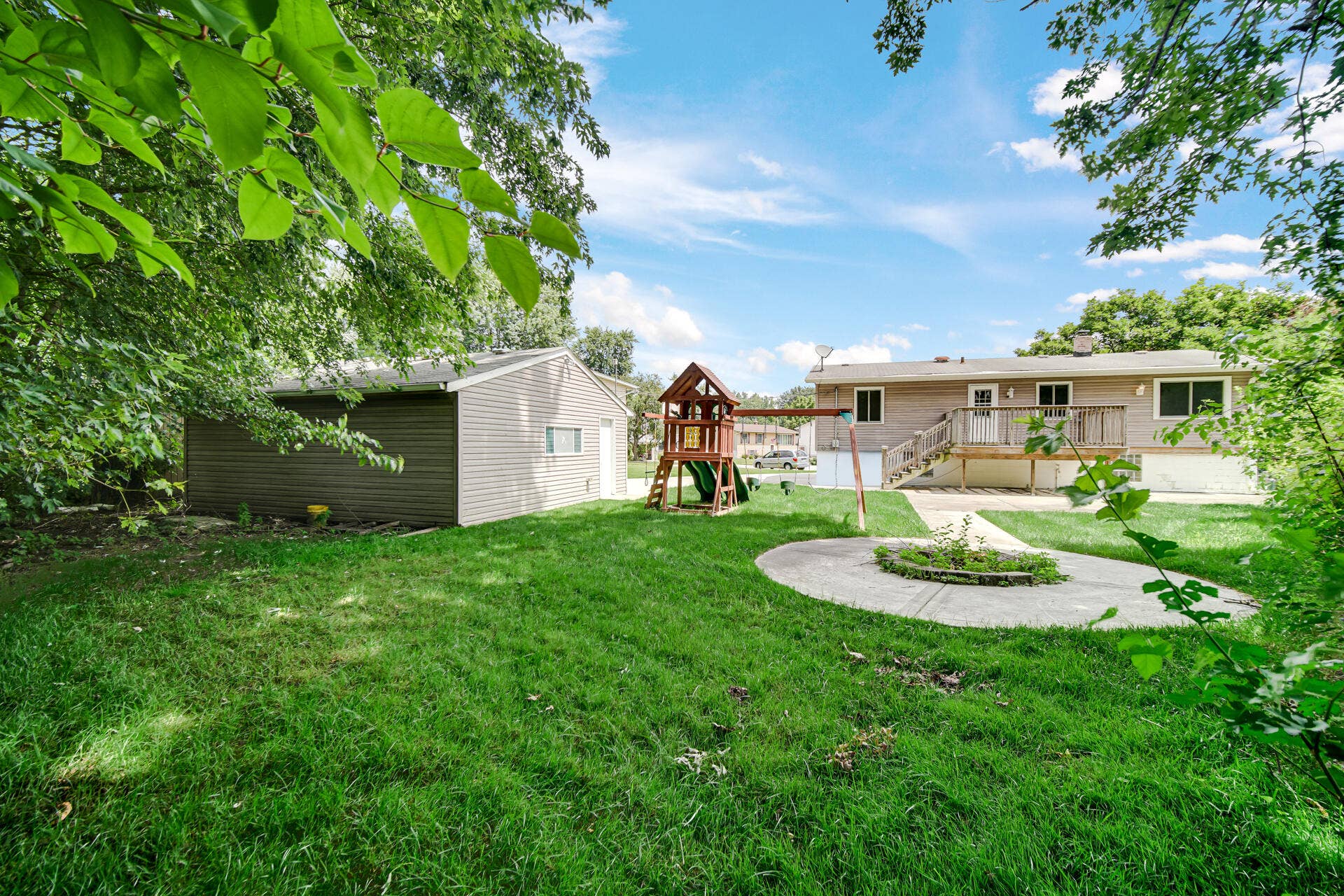 3430 Norman Place, Highland, IN 46322 Back