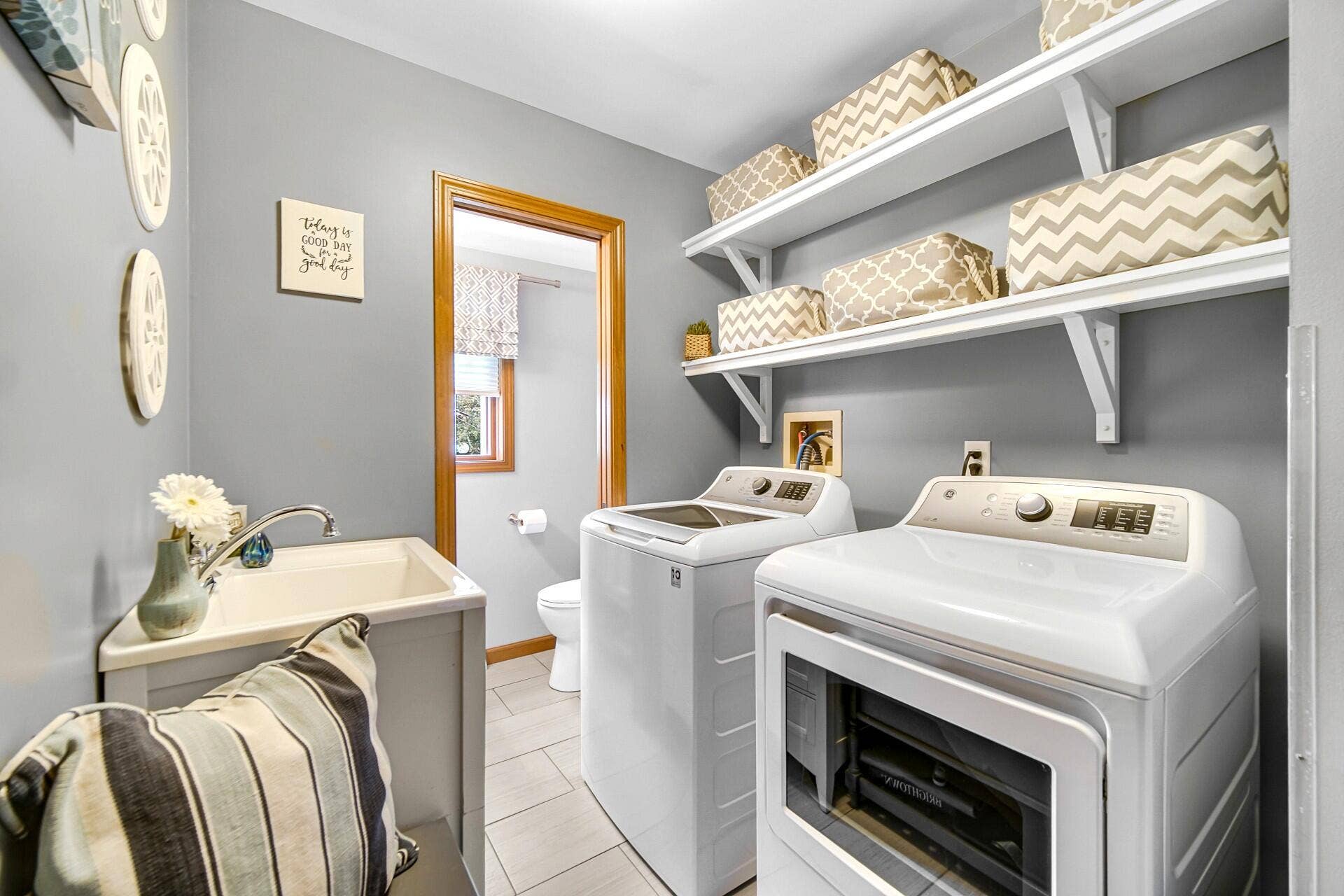 419 True Street, Griffith, IN 46319 DSC04474
