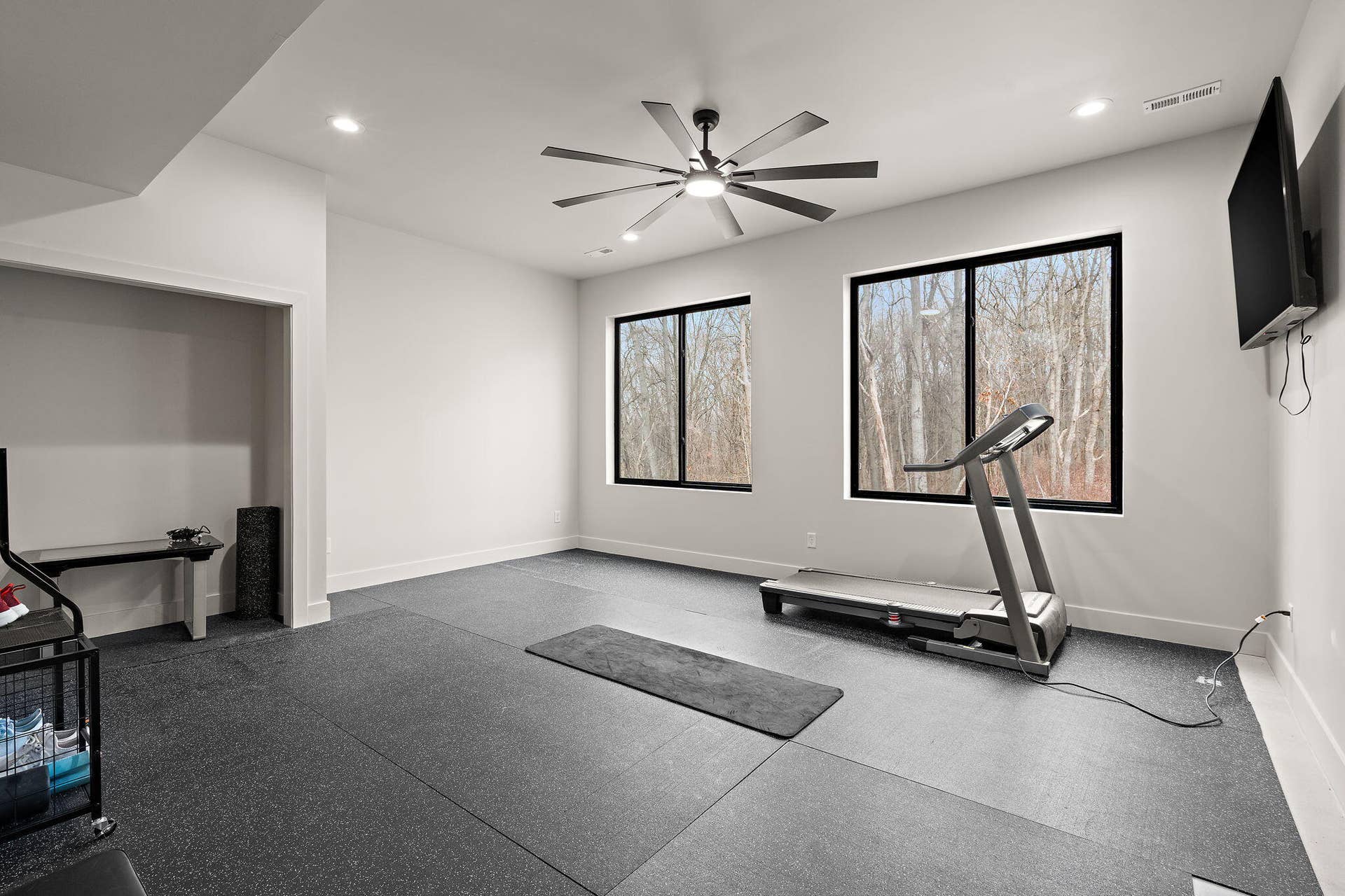 155 W 350, Valparaiso, IN 46385 73-web-or-mls-DSC01719