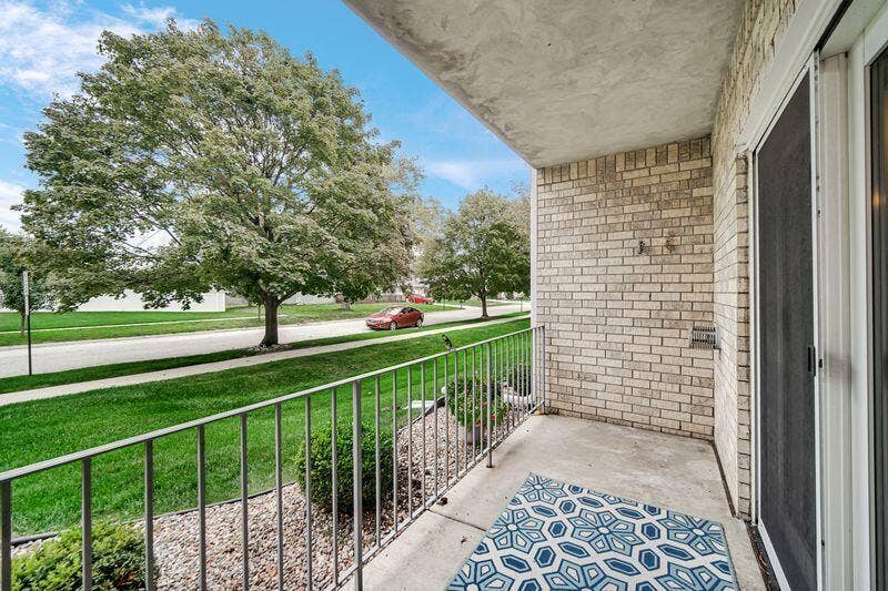 9243 patio