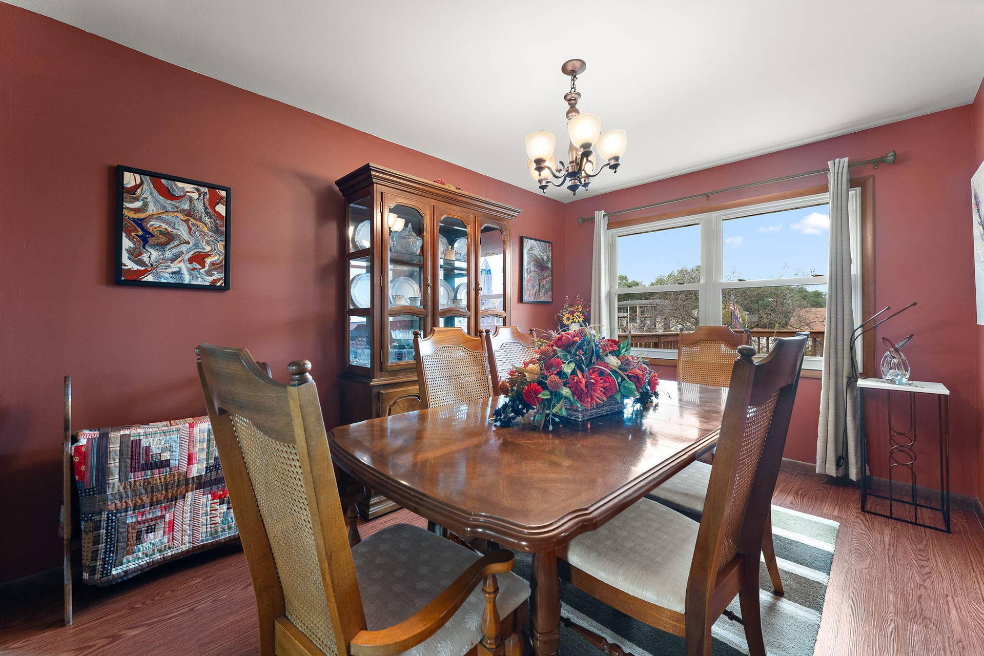 1250 Woodhollow Court, Schererville, IN 46375 dining room