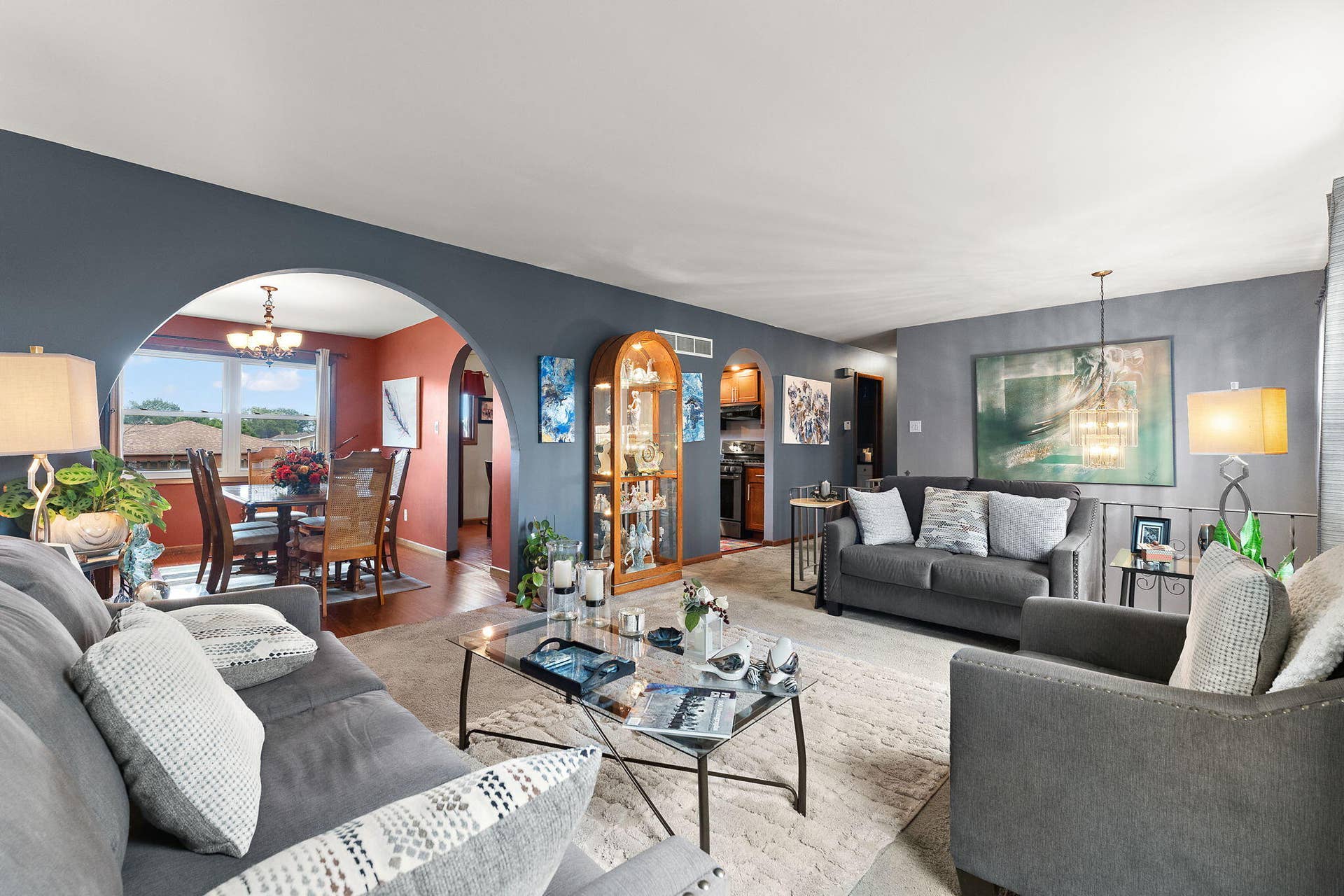 1250 Woodhollow Court, Schererville, IN 46375 living room