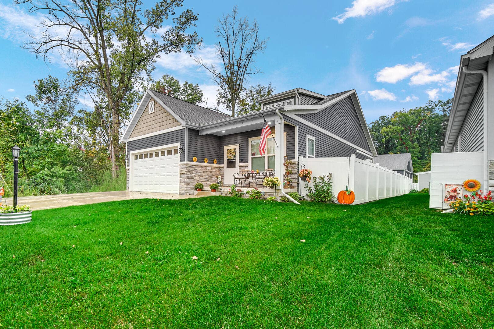 1500 Waverly Road, Porter, IN 46304 DSC01012