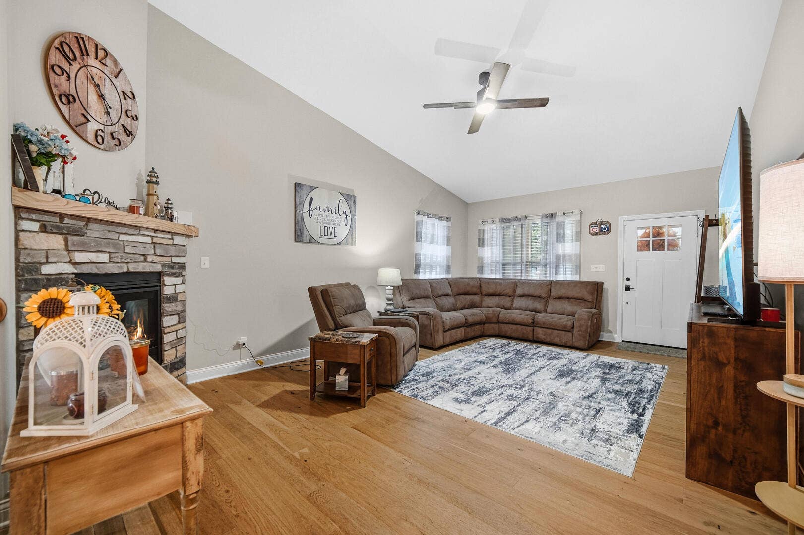 1500 Waverly Road, Porter, IN 46304 DSC00735