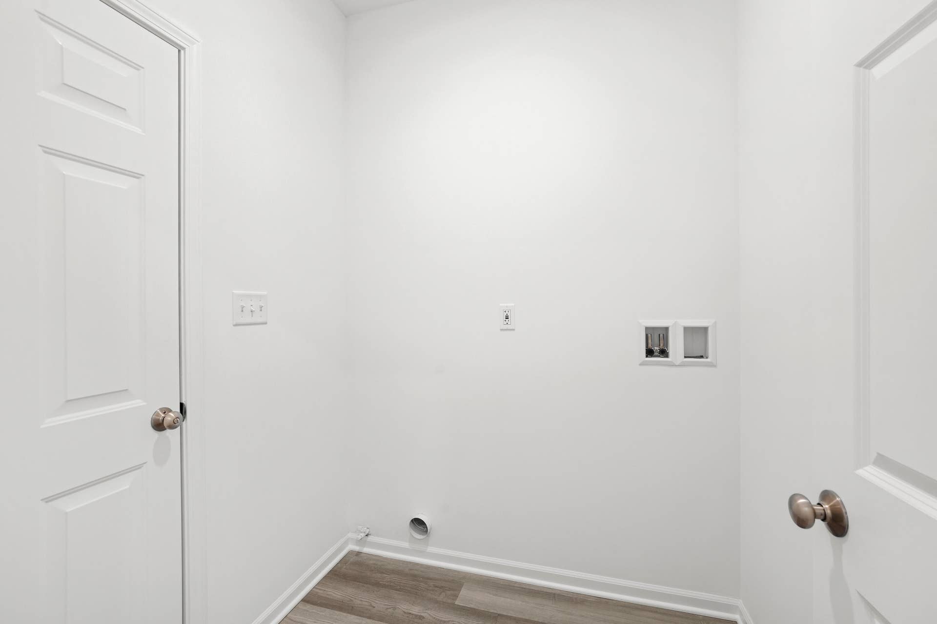 Dogwood Mudroom