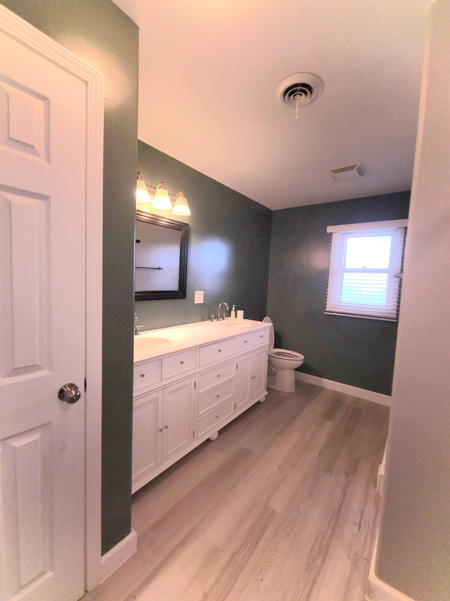 8538 Montfort Drive, St. John, IN 46373 20261002_123015