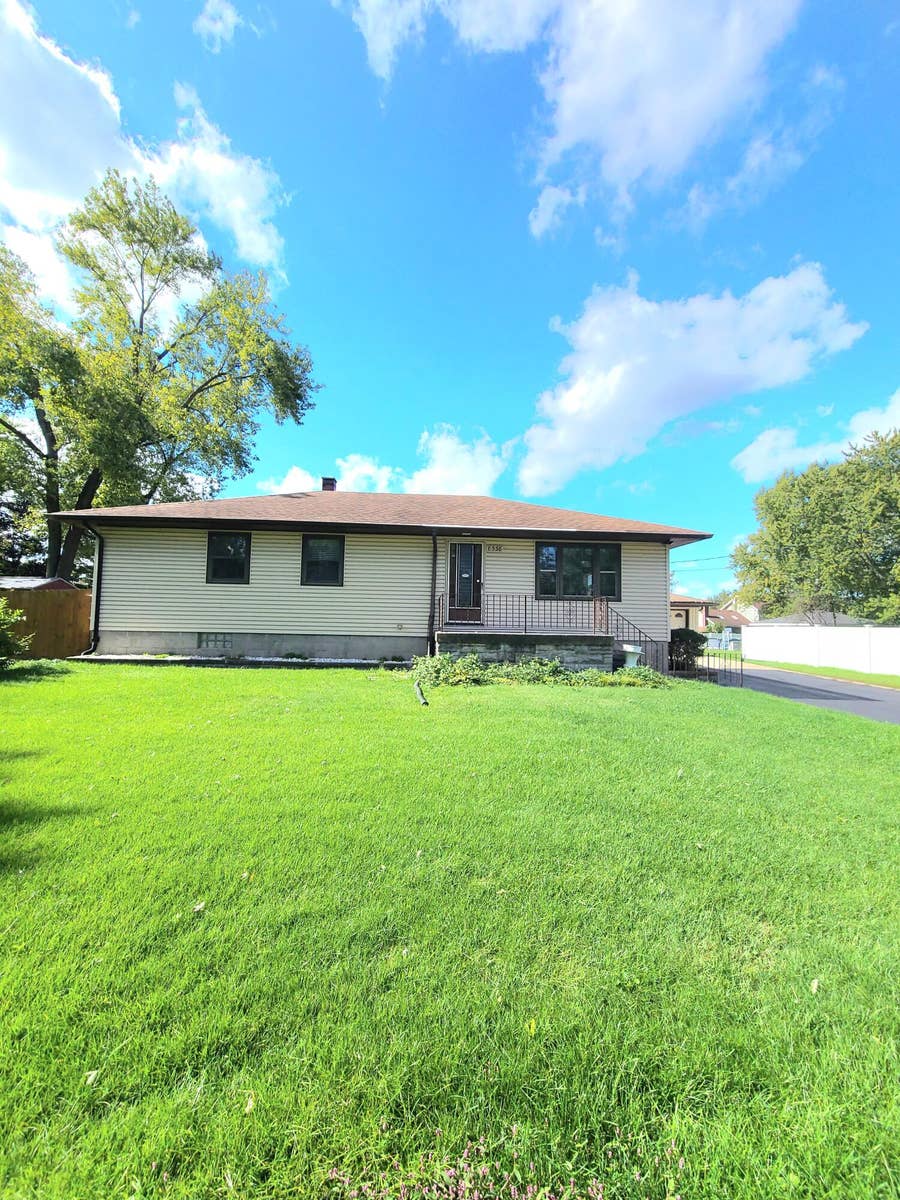 Property photo for 8538 Montfort Drive, St. John, IN