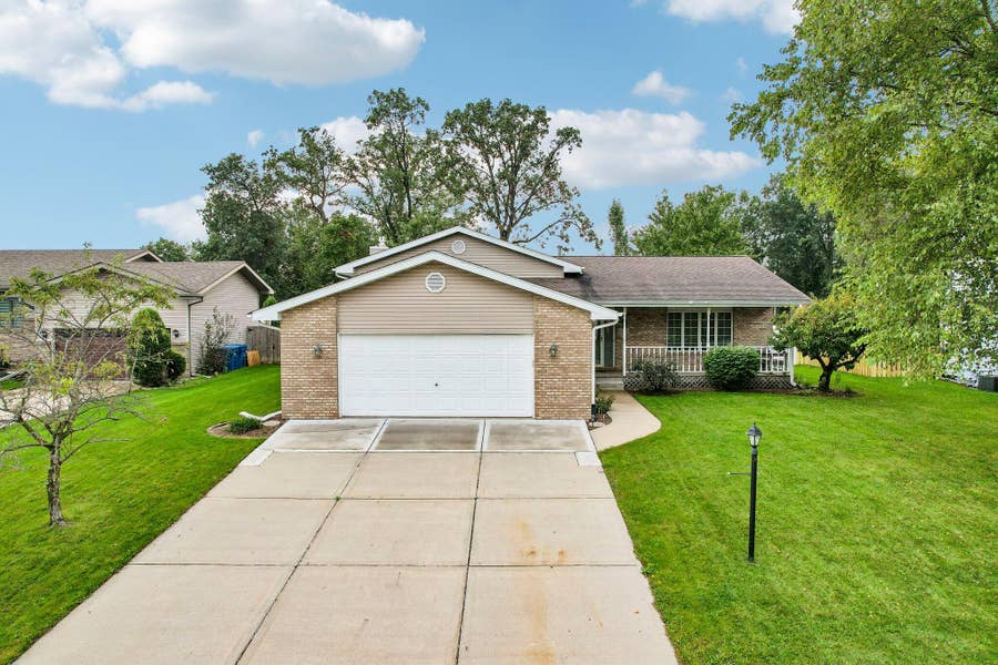 Property photo for 12701 Goldenrod Place, St. John, IN