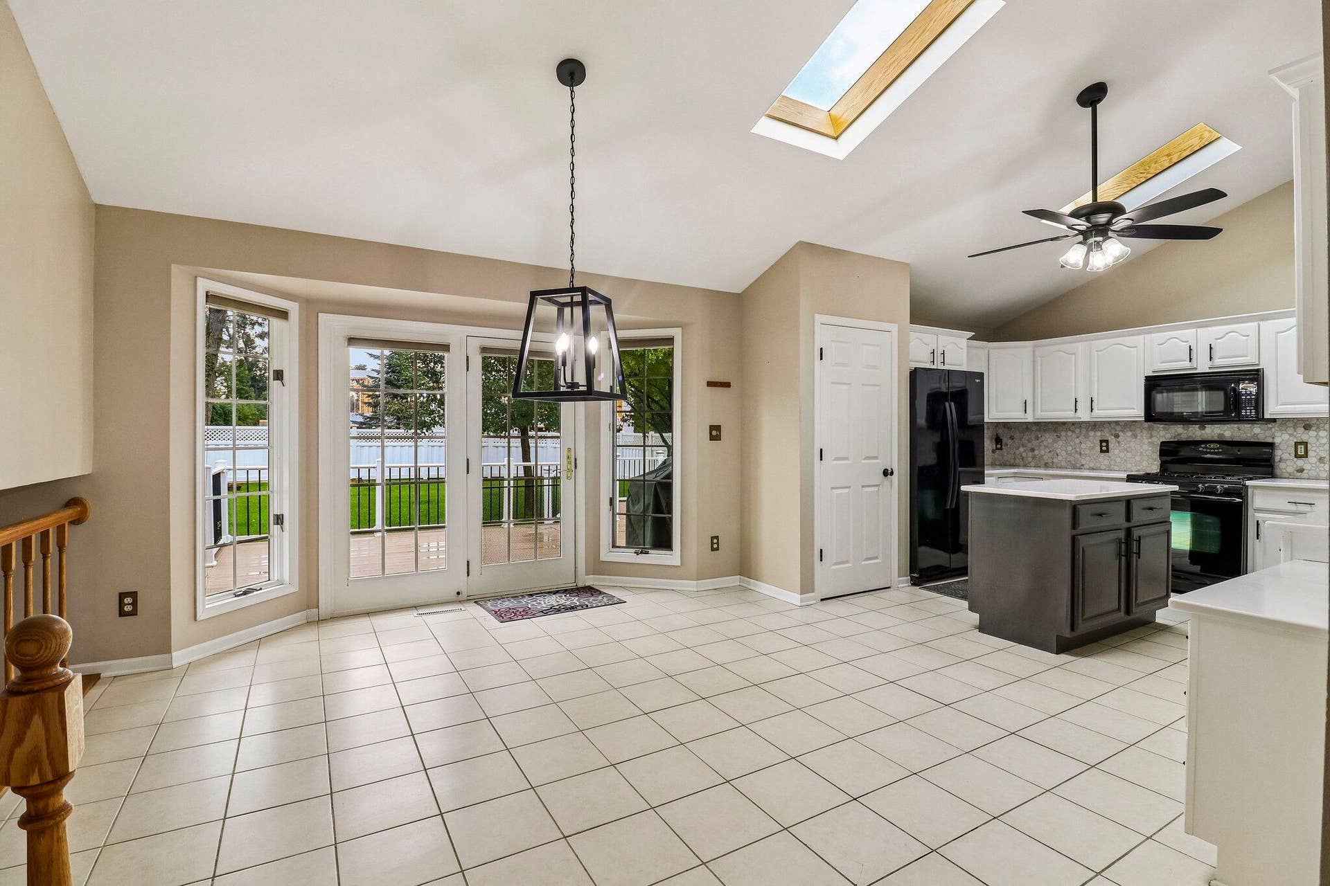 9-web-or-mls-Goldenrod Pl-S0210-009