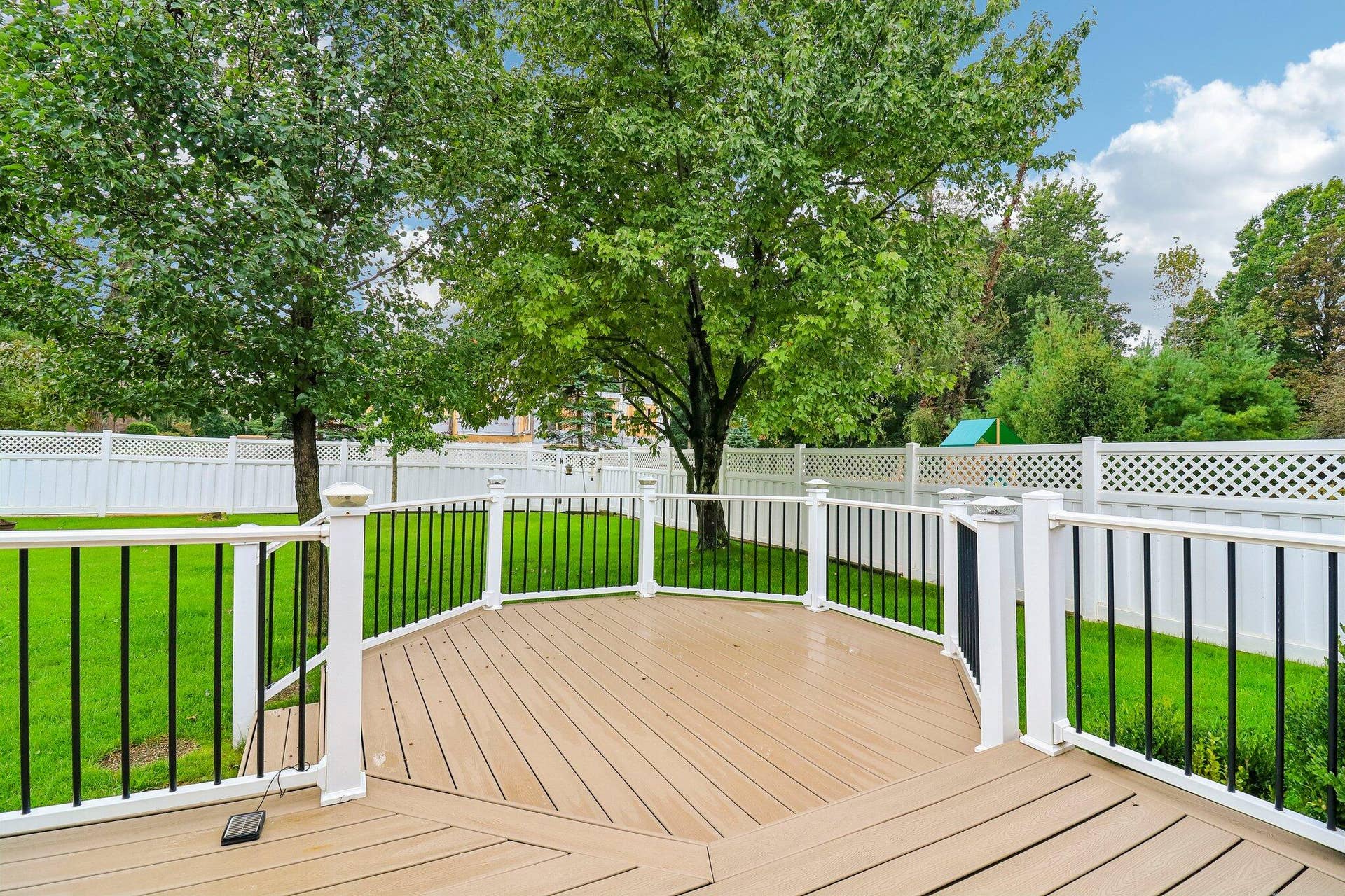 41-web-or-mls-Goldenrod Pl-S0210-041