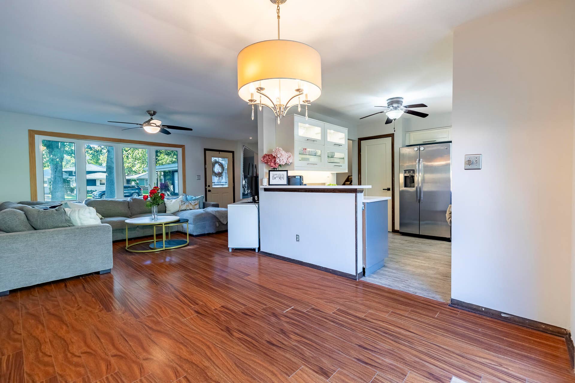 1525 N Indiana St-12