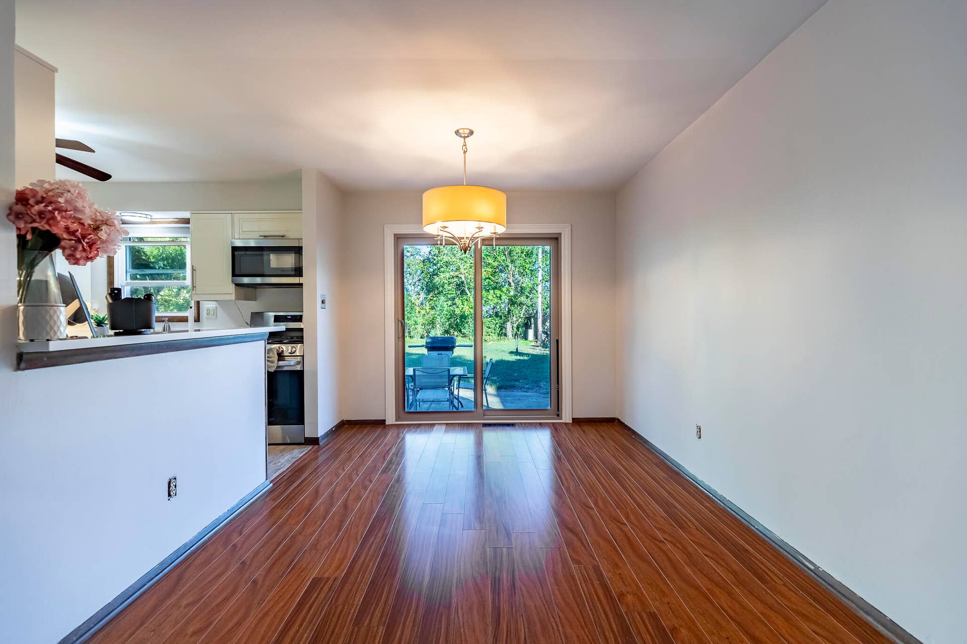 1525 N Indiana St-11