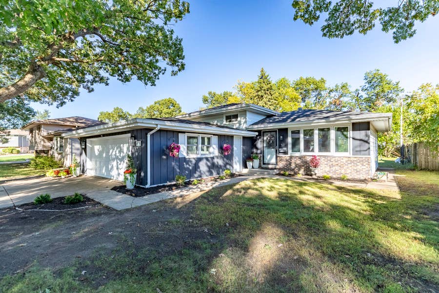Property photo for 1525 Indiana Street, Griffith, IN